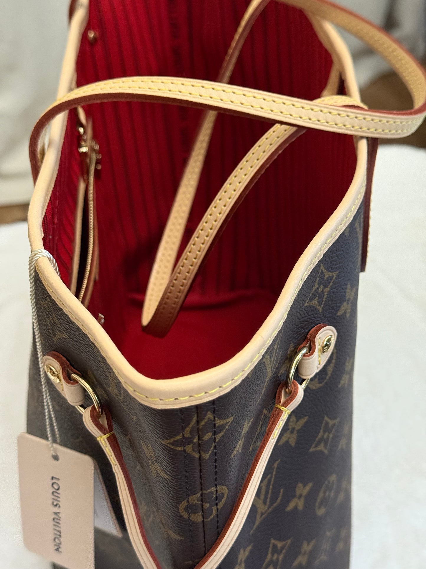 Louis Vuitton Neverfull MM Mono Cerise