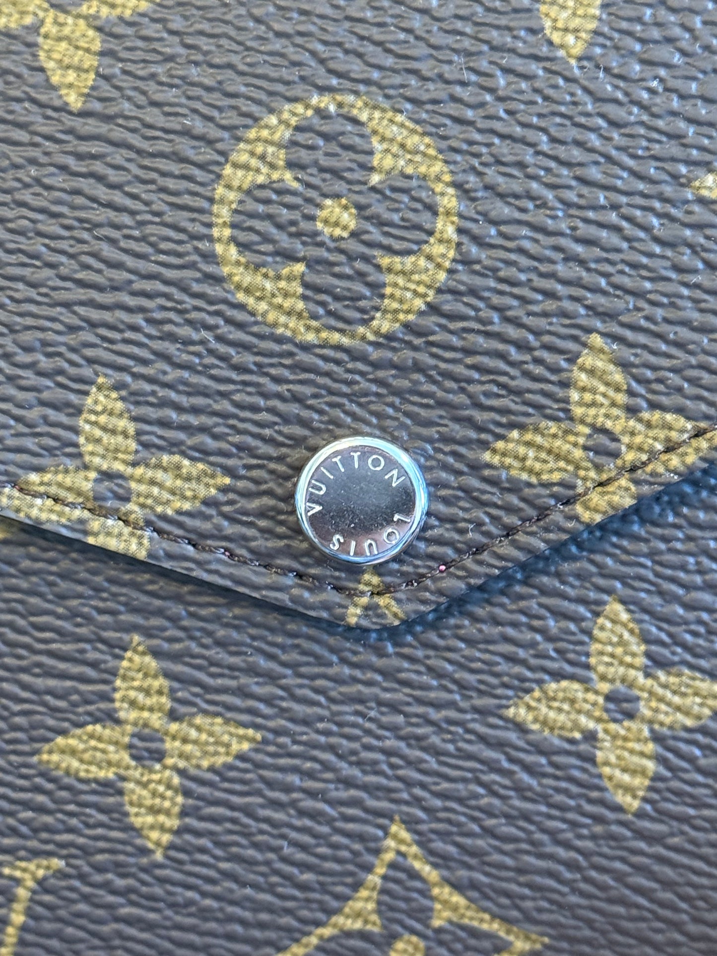 Louis Vuitton Kirigami Organizer