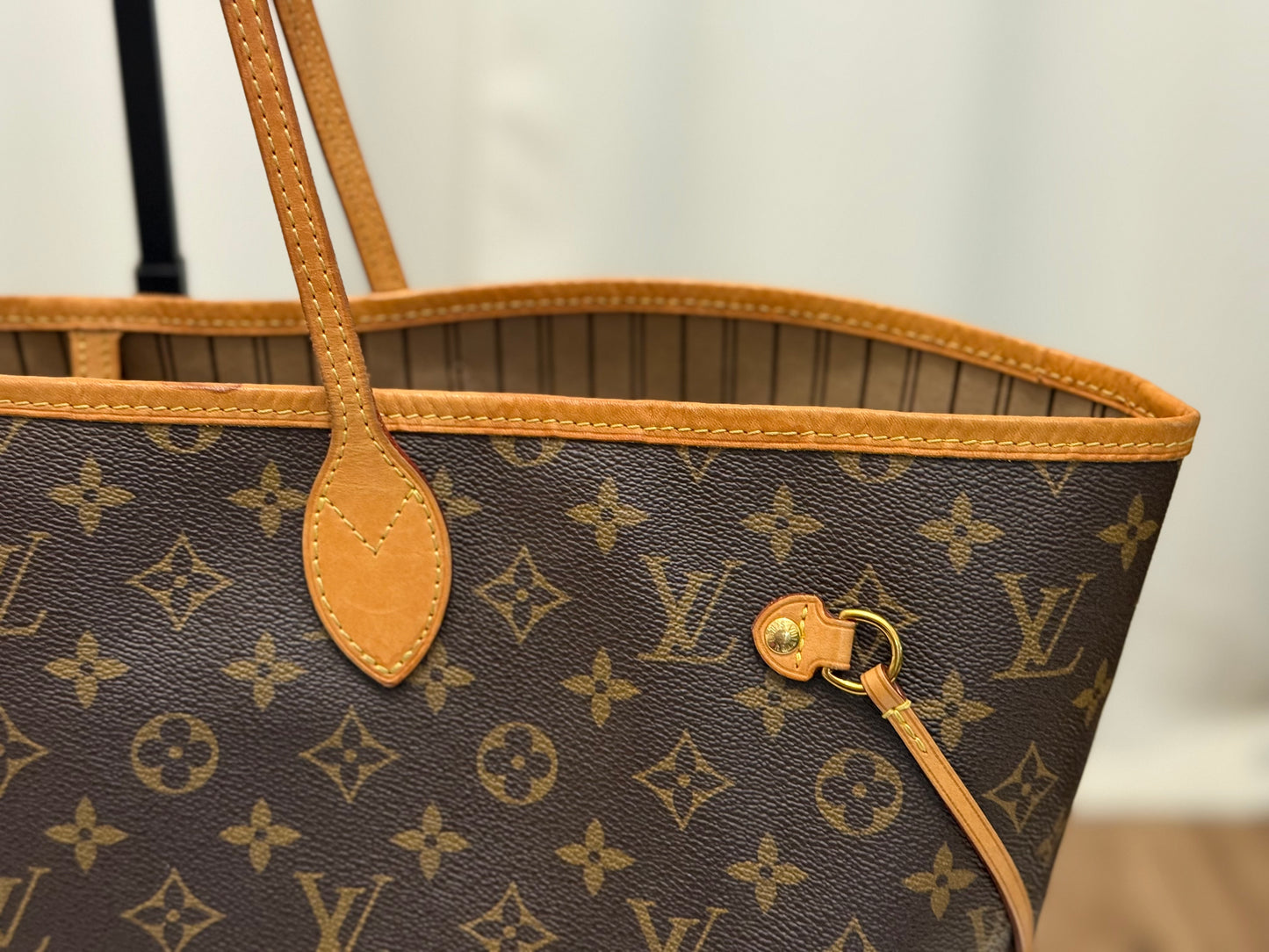 Louis Vuitton Neverfull GM Mono Beige