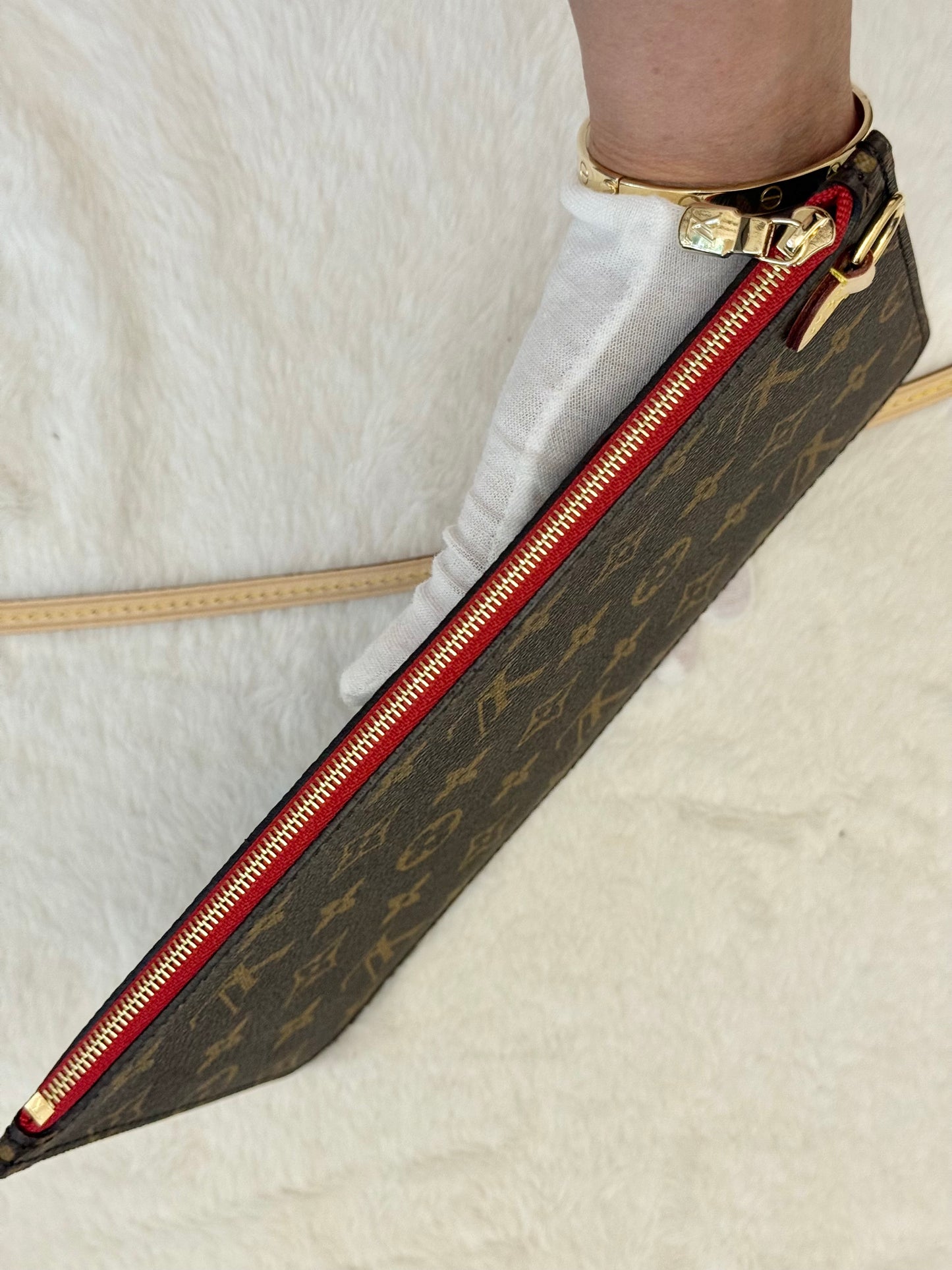 Louis Vuitton Neverfull MM Mono Cerise