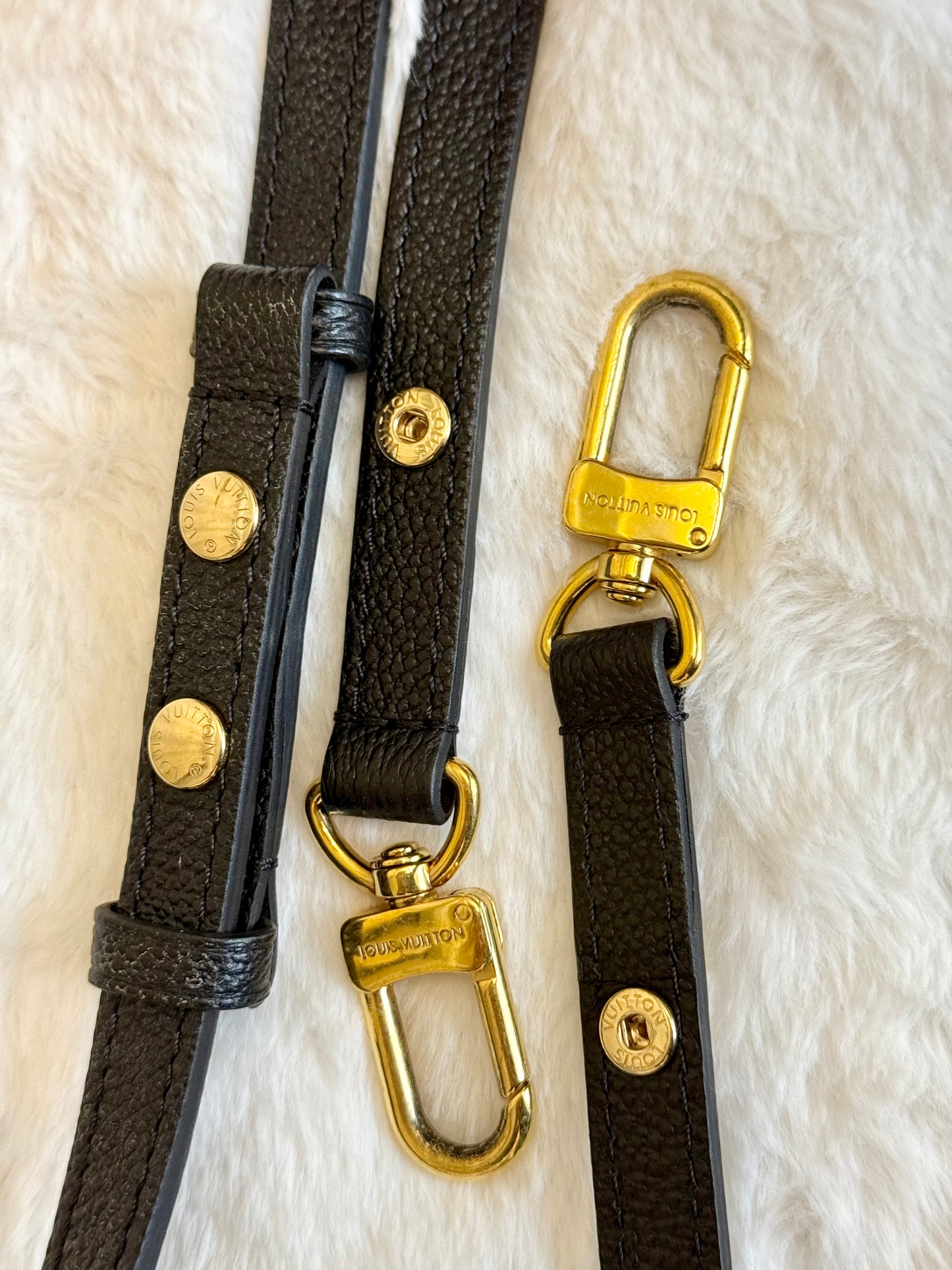 Louis Vuitton Neonoe MM Empreinte Bicolor Black/Beige