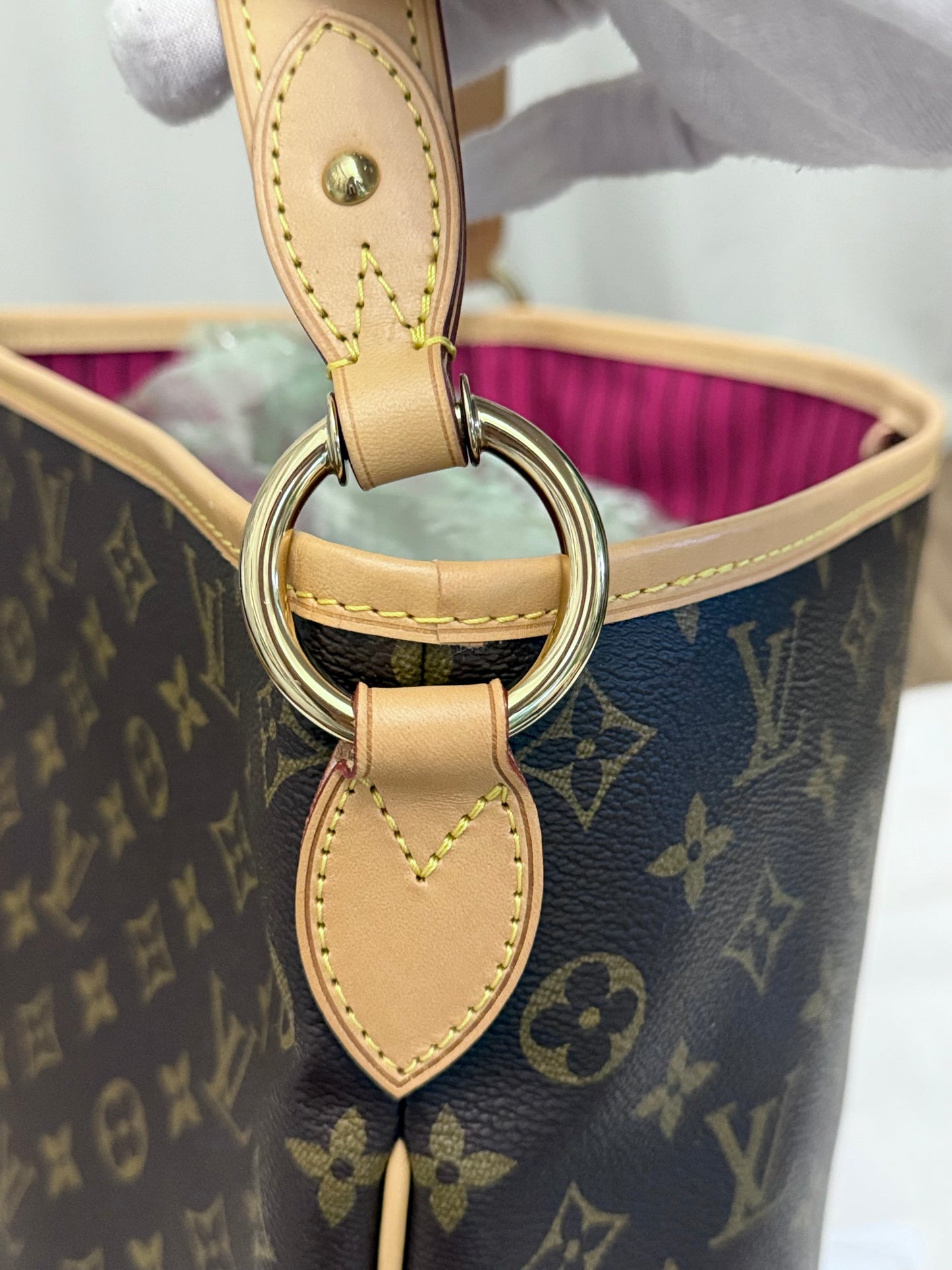 Louis Vuitton Delightful MM Mono Pivoine