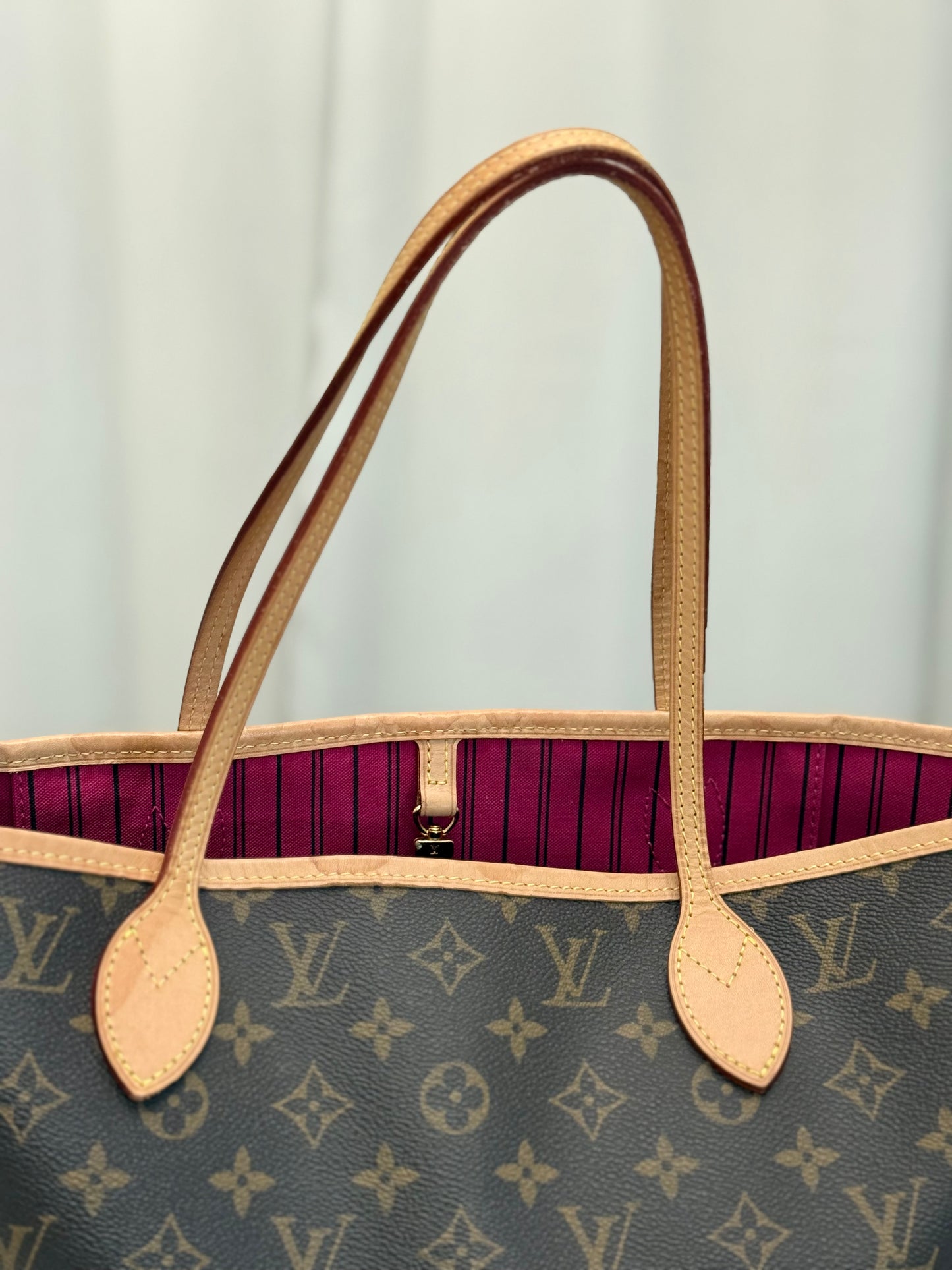 Loui Vuitton Neverfull MM Pivoine Bag and Pouch