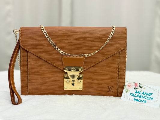 Louis Vuitton Sellier Dragonne Epi Clutch/Pochette Light Brown