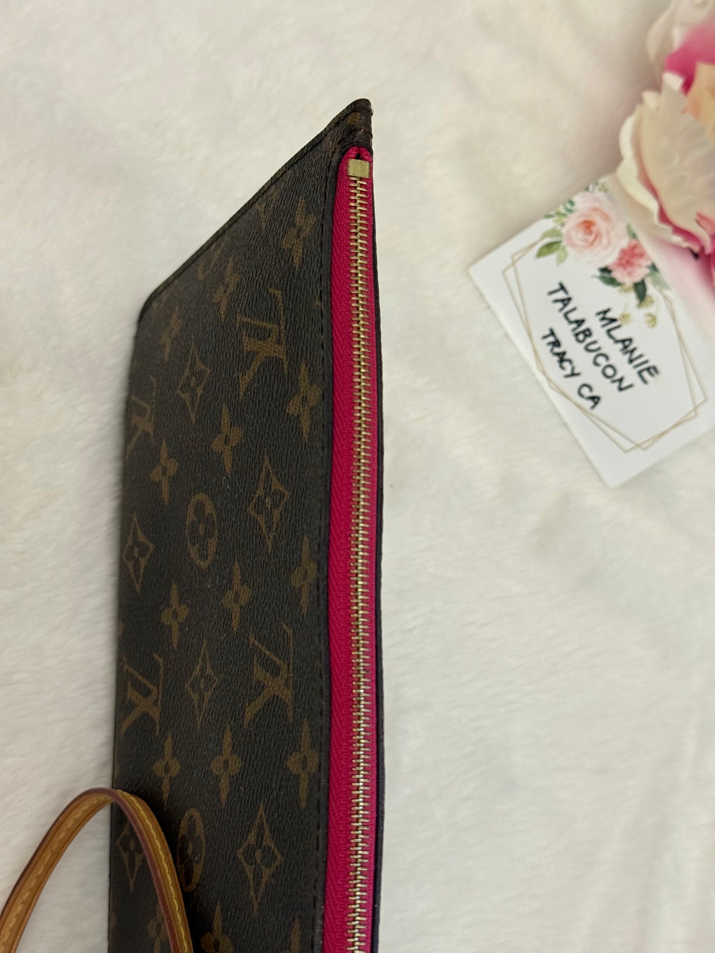 Loui Vuitton Neverfull MM Pivoine Bag and Pouch