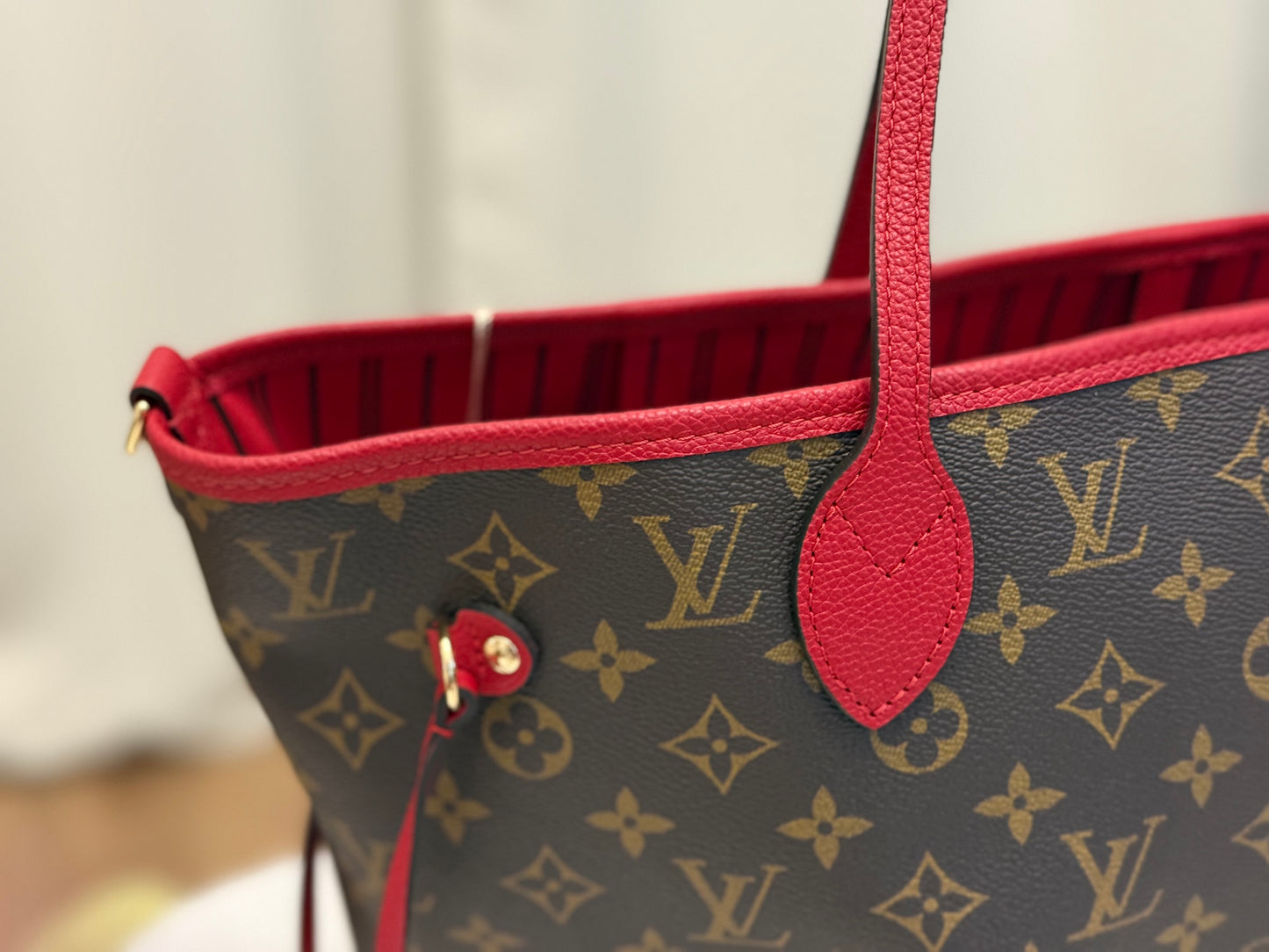 Louis Vuitton Neverfull MM Inside Out Bandouliere Safi Red