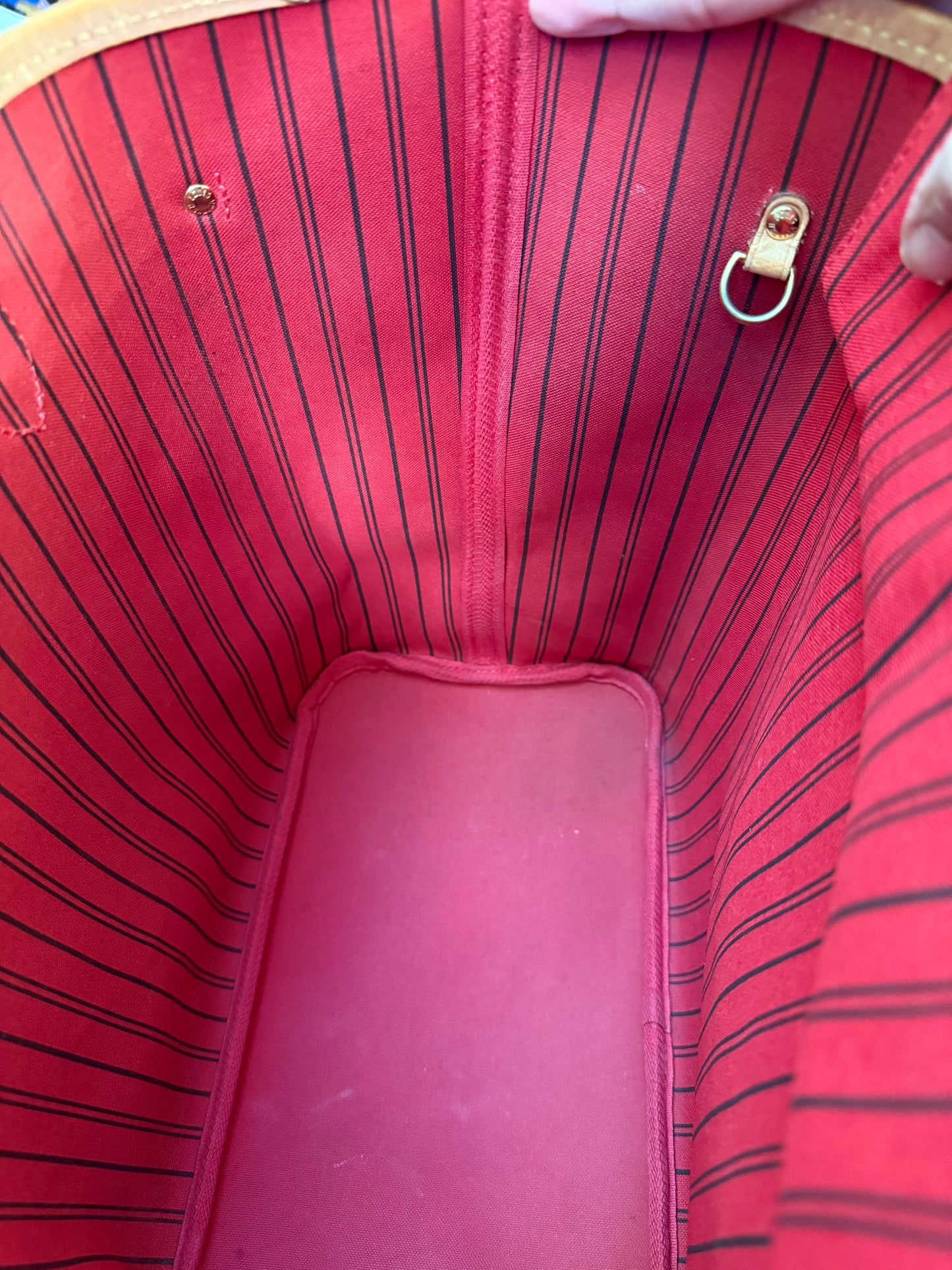 Louis Vuitton Neverfull MM Mono Cerise