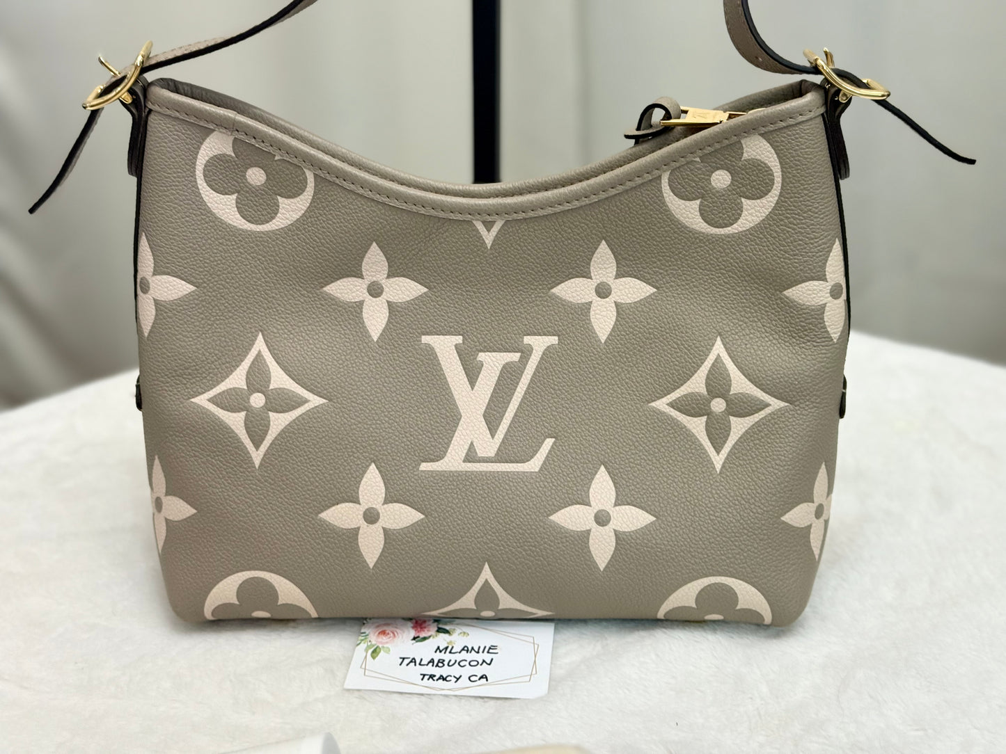 Louis Vuitton Carryall PM Bicolor Dove/Cream Bag