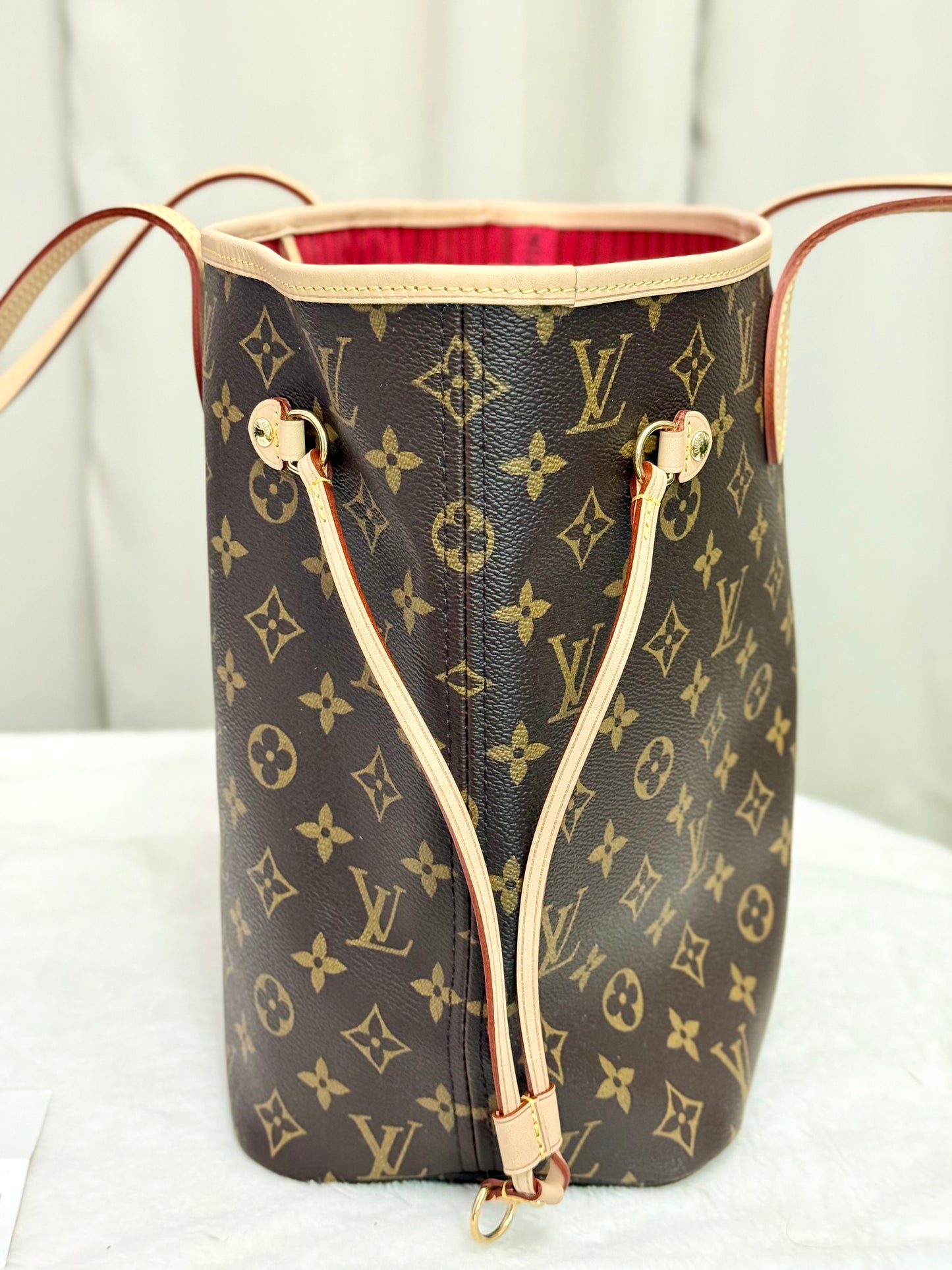Louis Vuitton Neverfull MM Mono with Cerise Interior