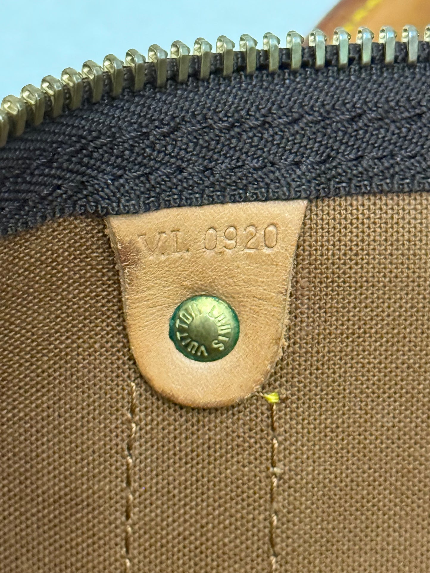 Louis Vuitton Keepall Bandouliere 55 Mono