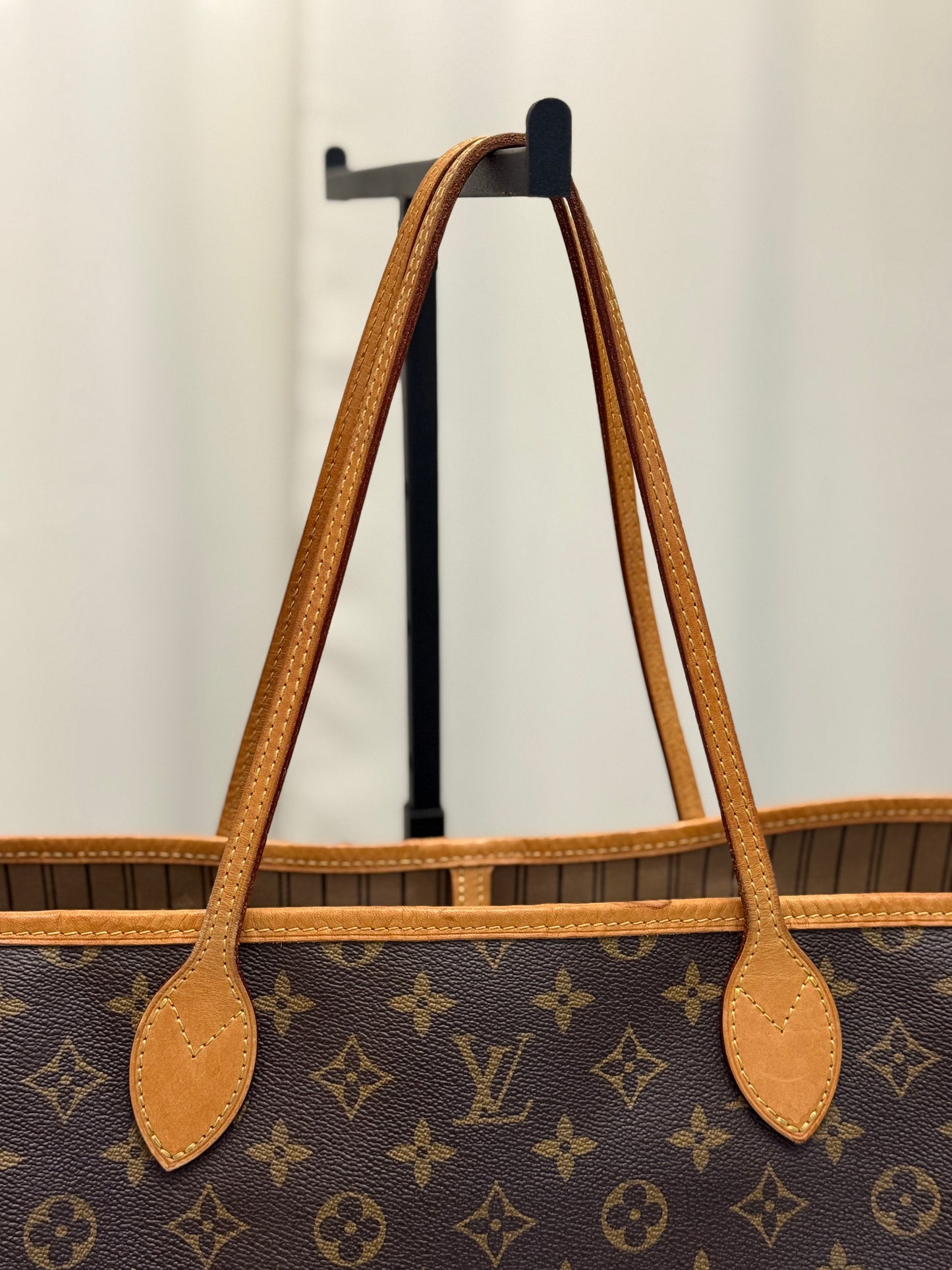 Louis Vuitton Neverfull GM Mono Beige