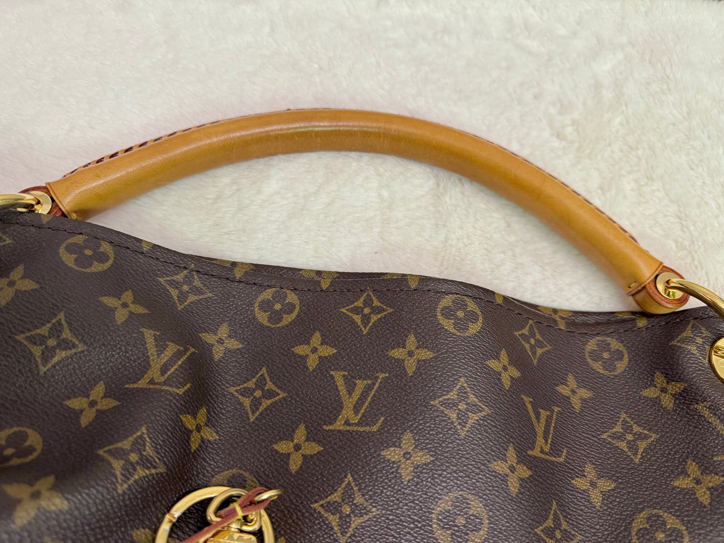 Louis Vuitton Artsy MM Mono