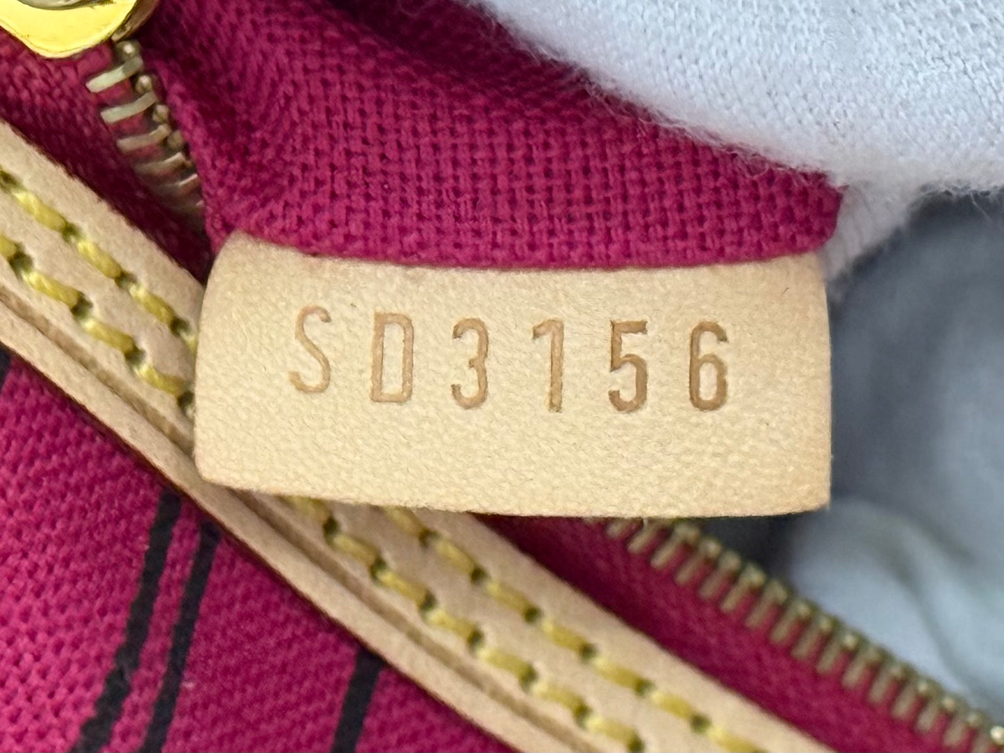 Louis Vuitton Delightful MM Mono Pivoine