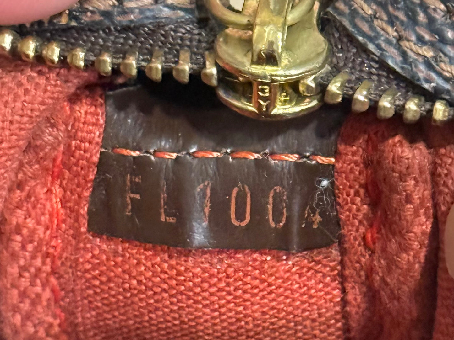 Louis Vuitton Navona Pochette Accessoires Damier Ebene