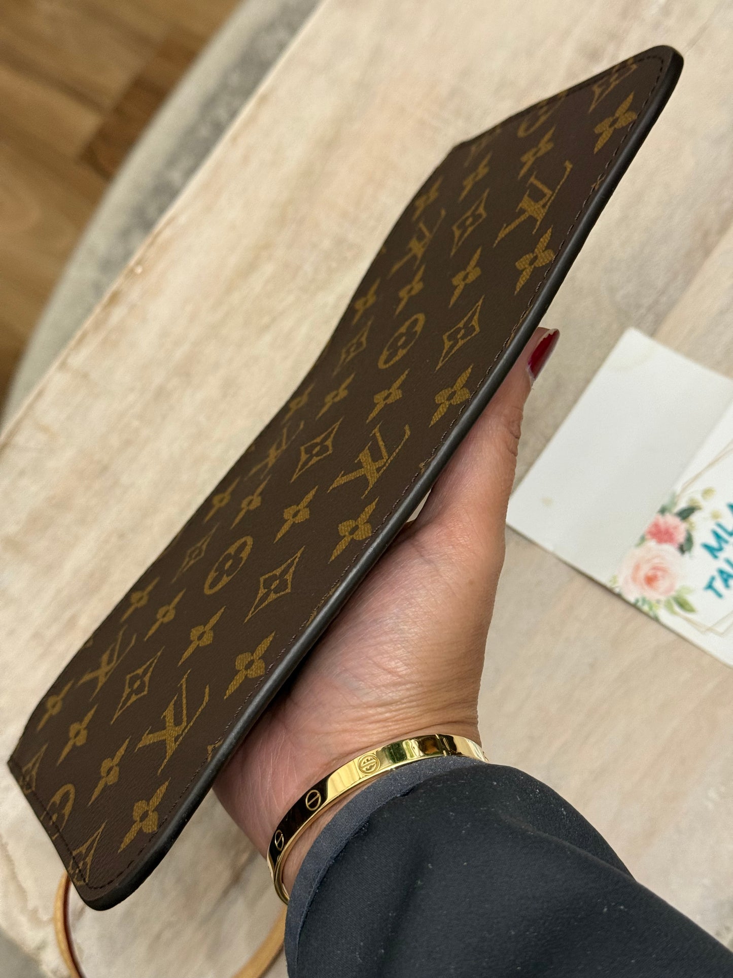 Louis Vuitton Neverfull Mono Pouch Pivoine