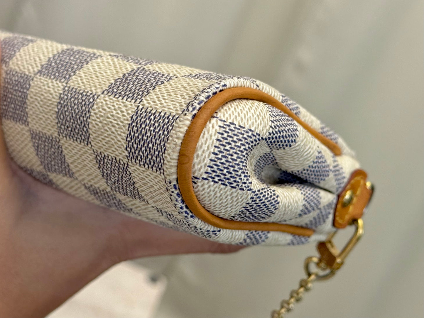 Louis Vuitton Eva Pochette Damier Azur