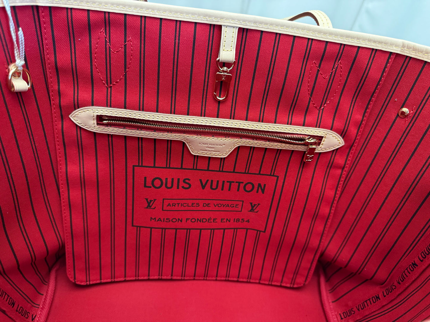 Louis Vuitton Neverfull MM Mono Cerise