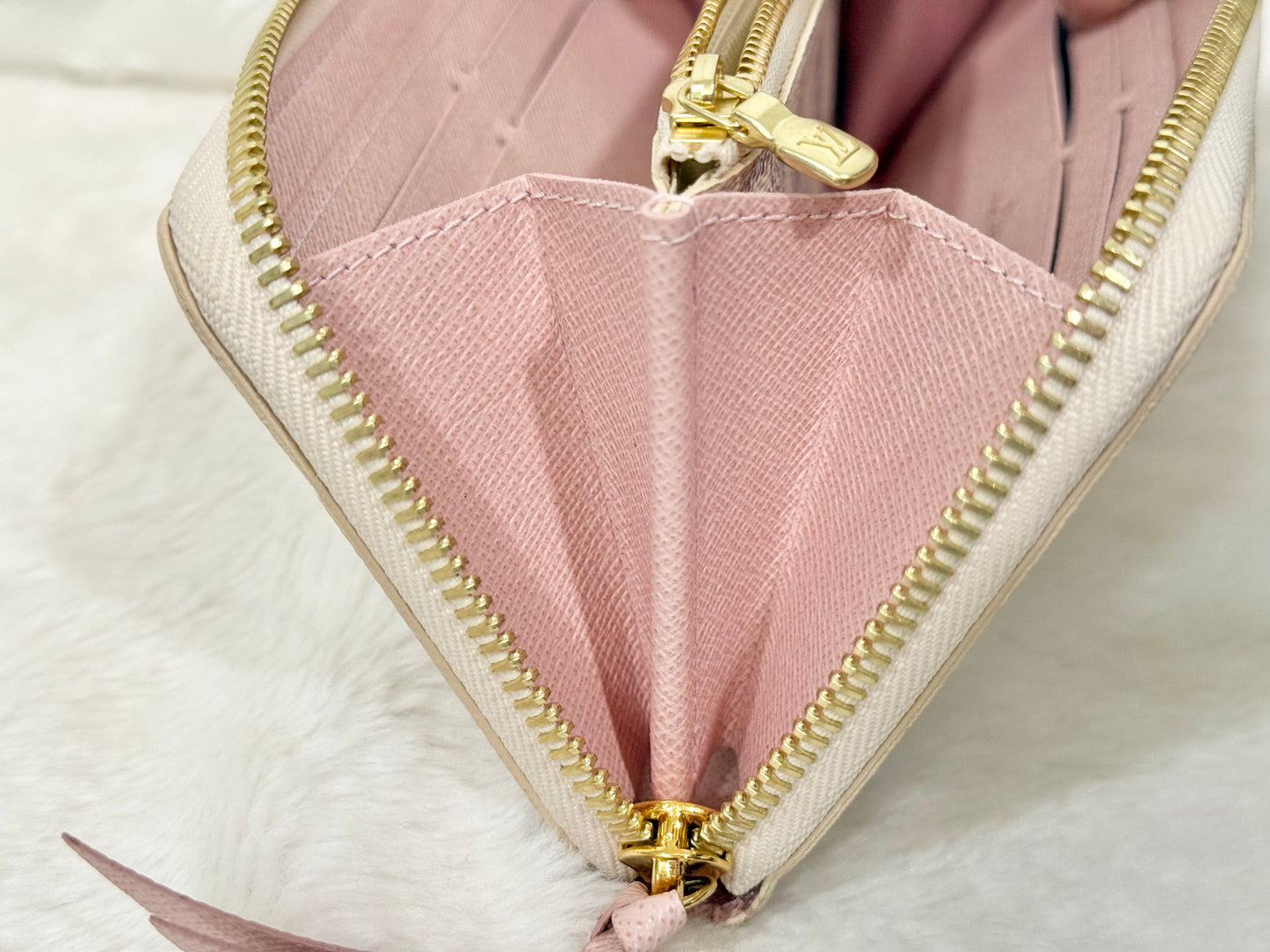 Louis Vuitton Clemence Damier Azur Rose Ballerine Wallet