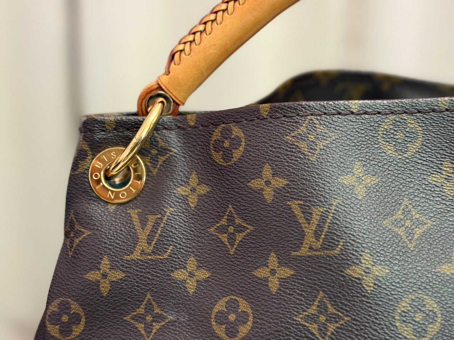 Louis Vuitton Artsy MM Mono