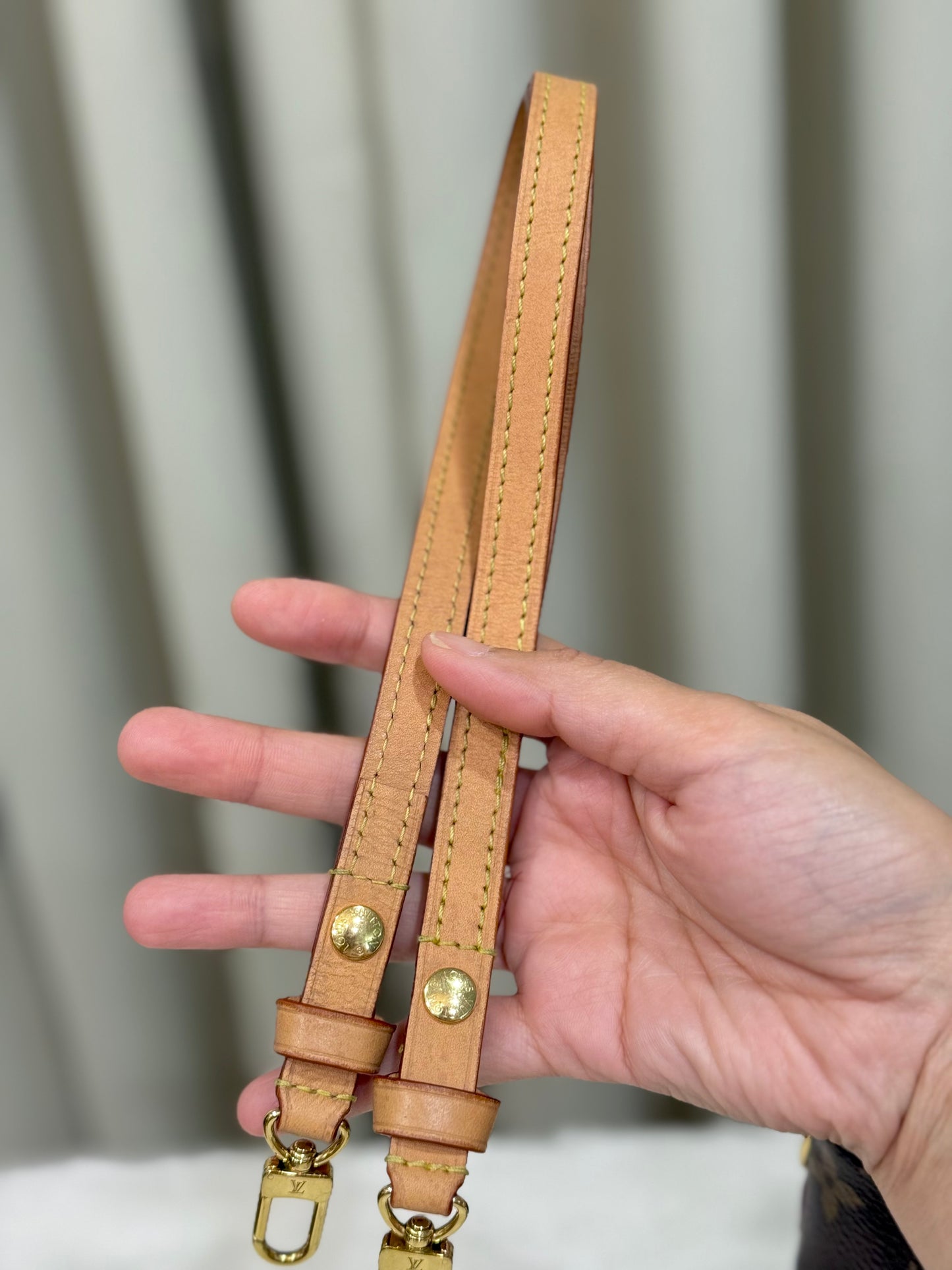 Louis Vuitton Pochette Liv Mono