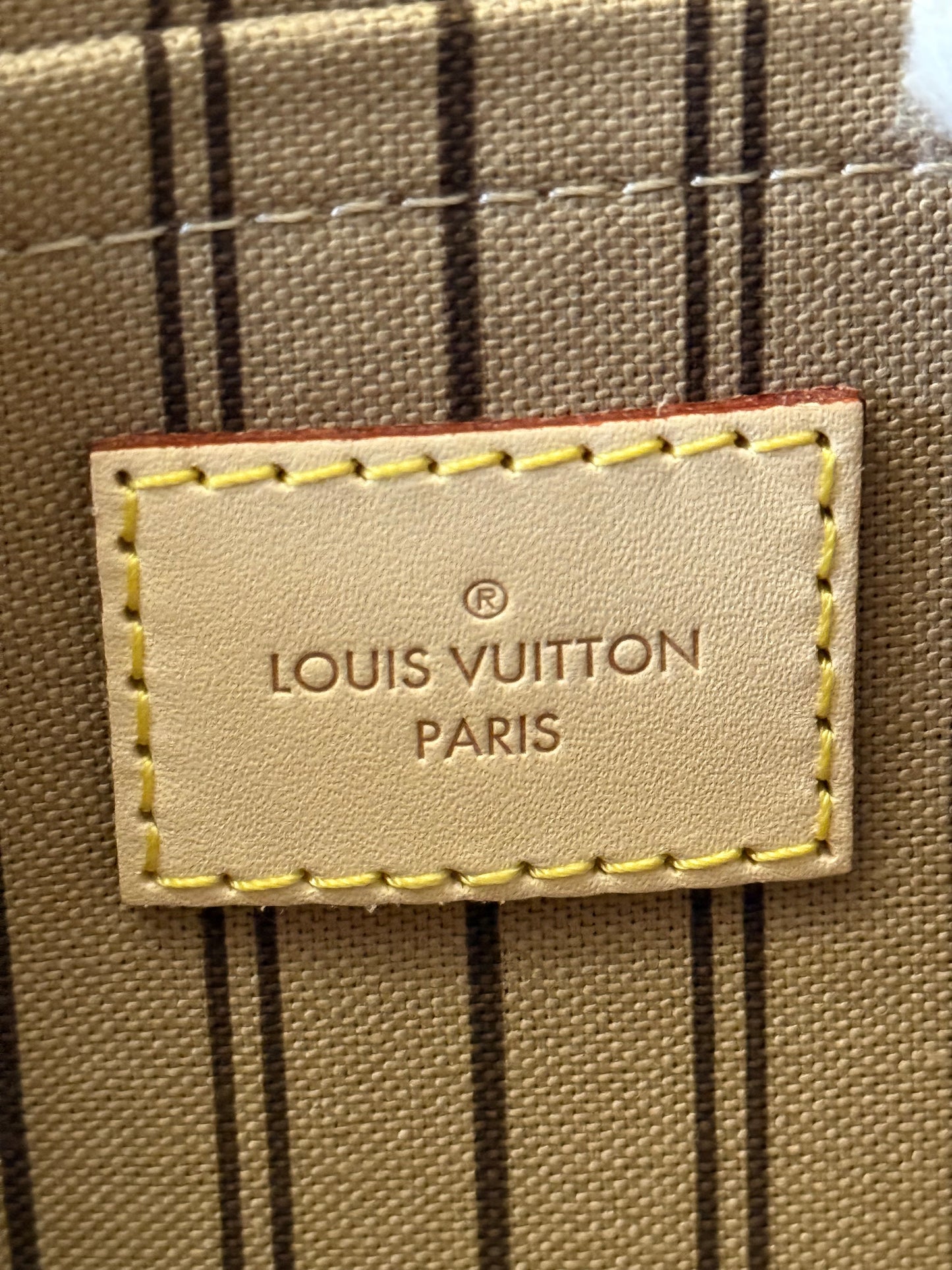 Louis Vuitton Neverfull Pouch Mono Beige