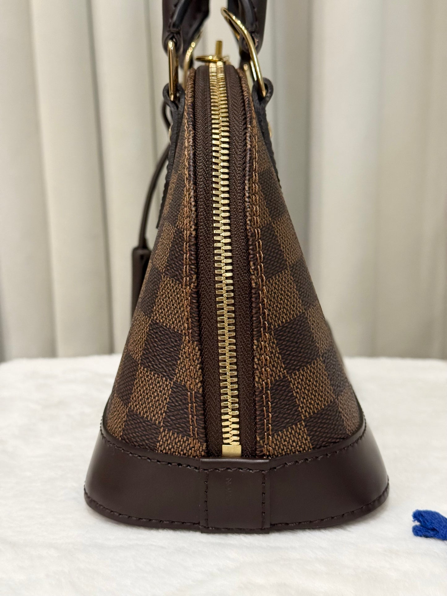 Louis Vuitton Alma BB Damier Ebene