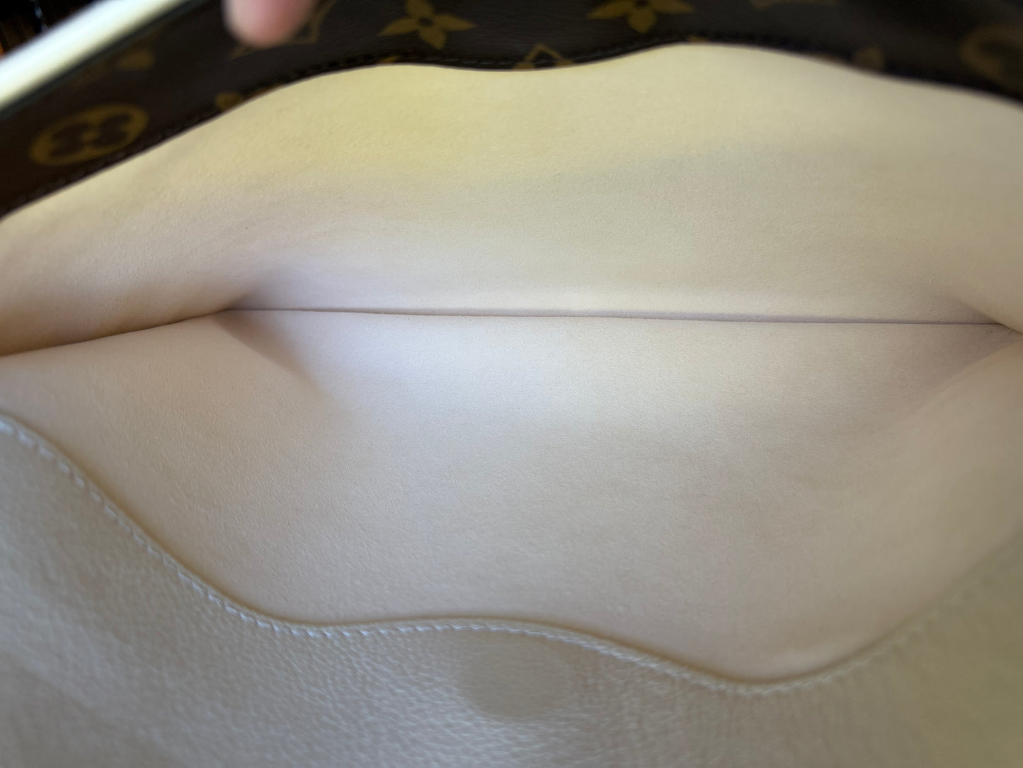 Louis Vuitton Pallas MM Cream Tote