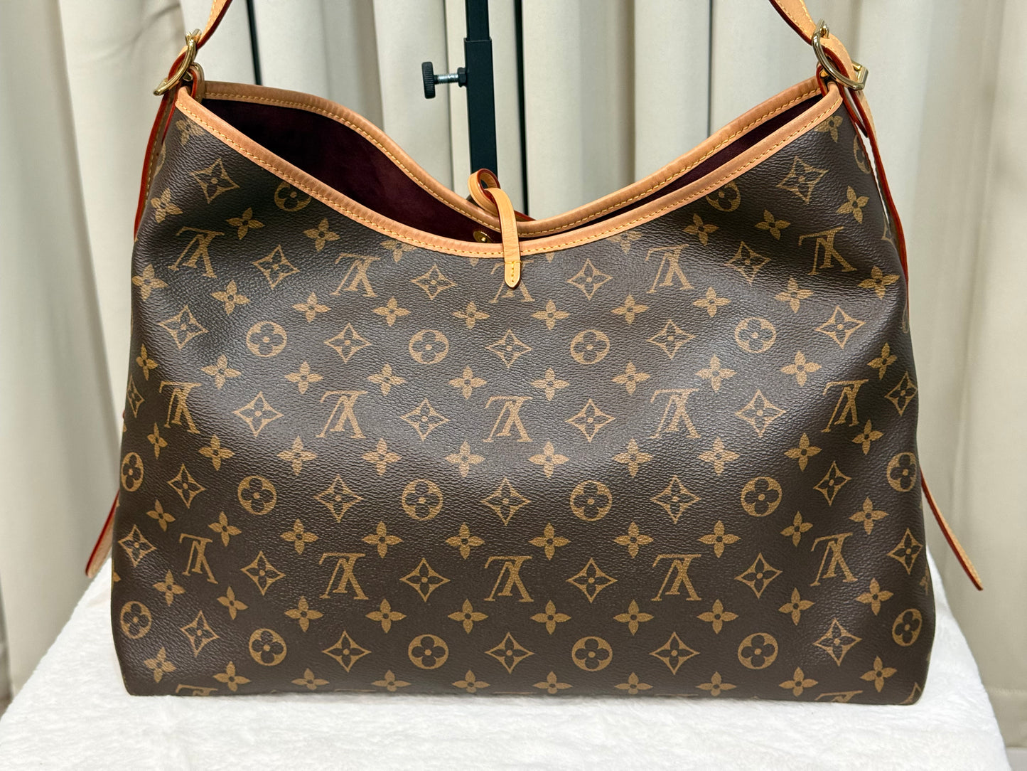 Louis Vuitton Carryall MM Mono (Bag Only)