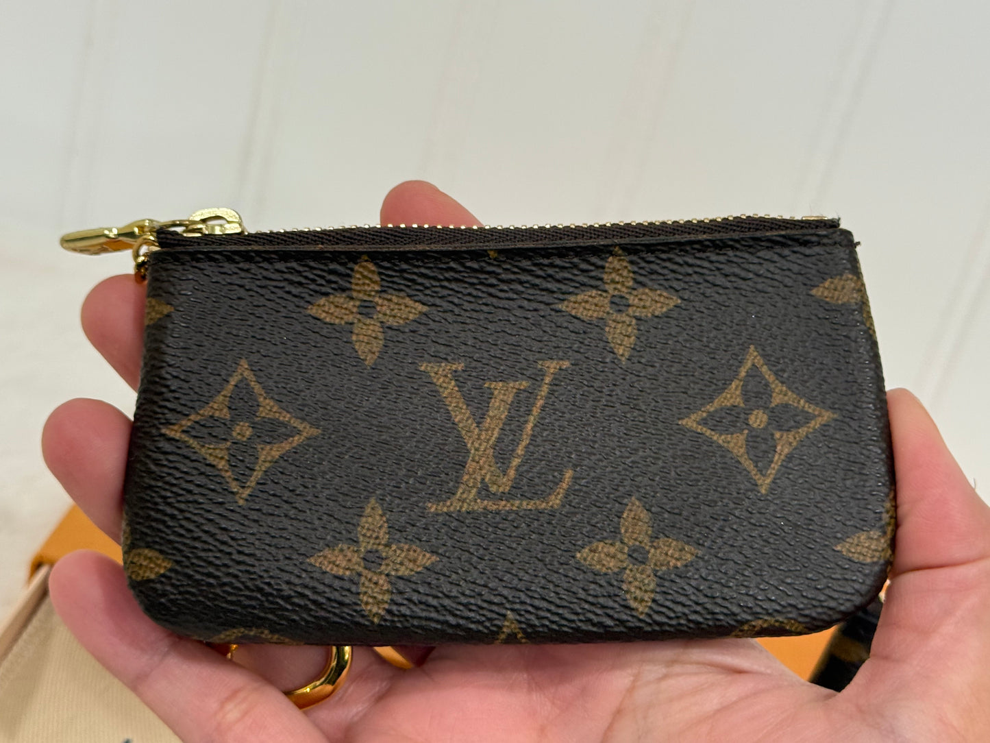 Louis Vuitton Key Cles Mono