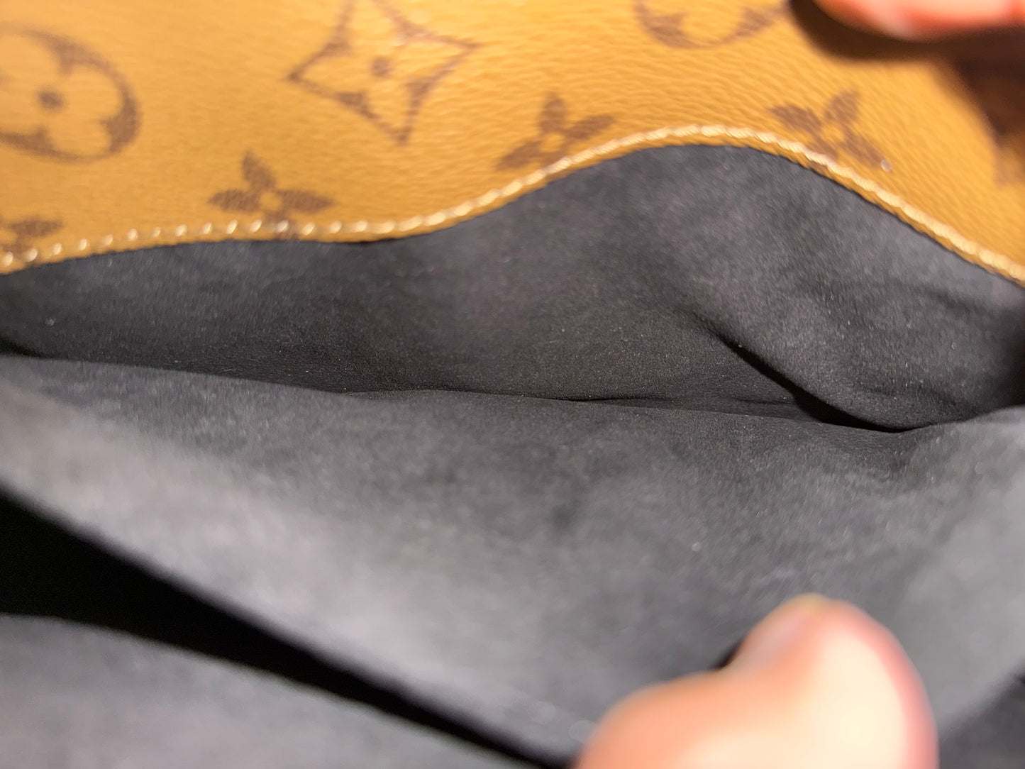 Louis Vuitton Pochette Metis Mono Reverse