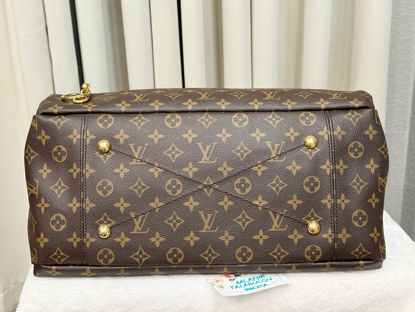 Louis Vuitton Artsy MM Mono