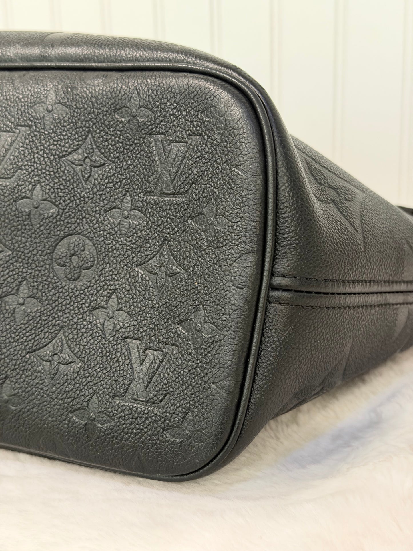 Louis Vuitton Neverfull Mono Giant Empreinte Black