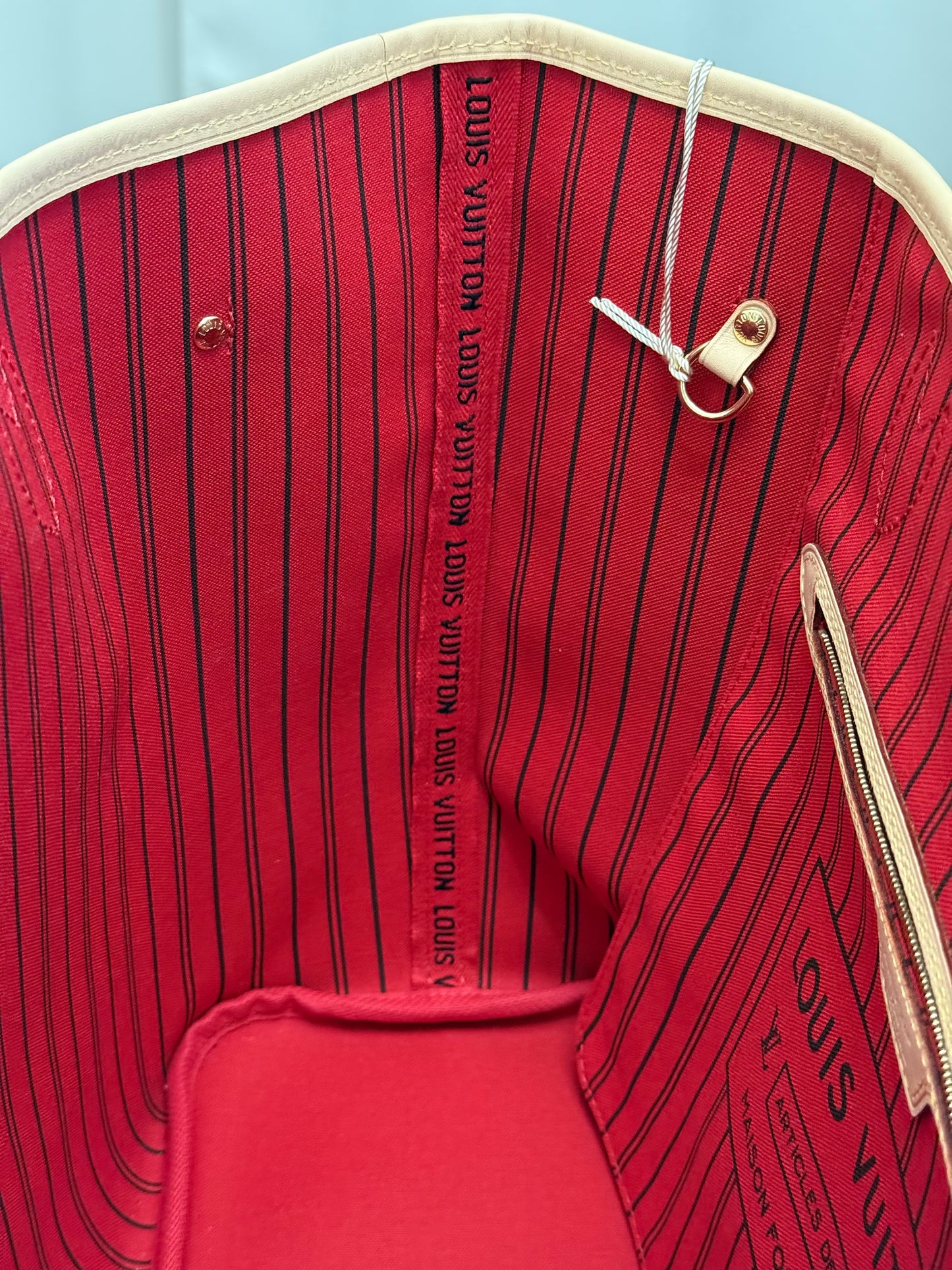 Louis Vuitton Neverfull MM Mono Cerise