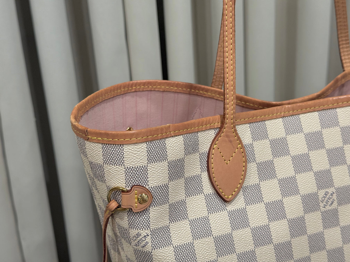 Louis Vuitton Neverfull MM Damier Azur Rose Ballerine