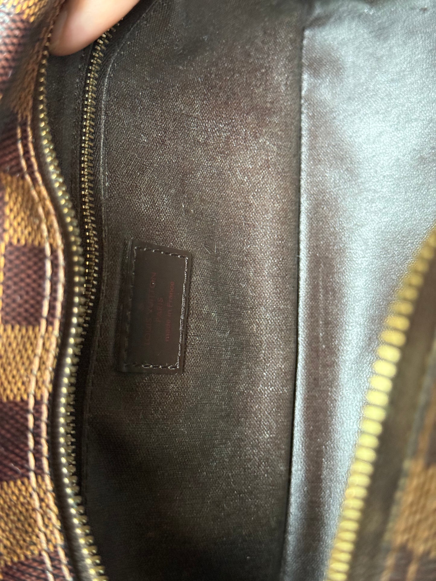 Louis Vuitton Trousse Toiletry 25 Damier Ebene