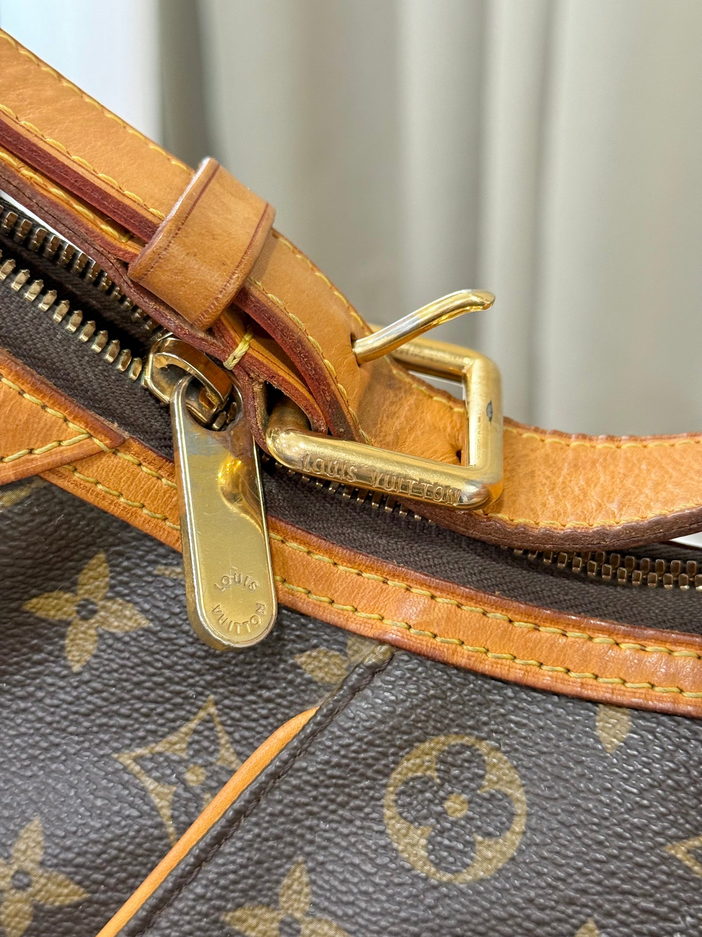 Louis Vuitton Thames GM Mono
