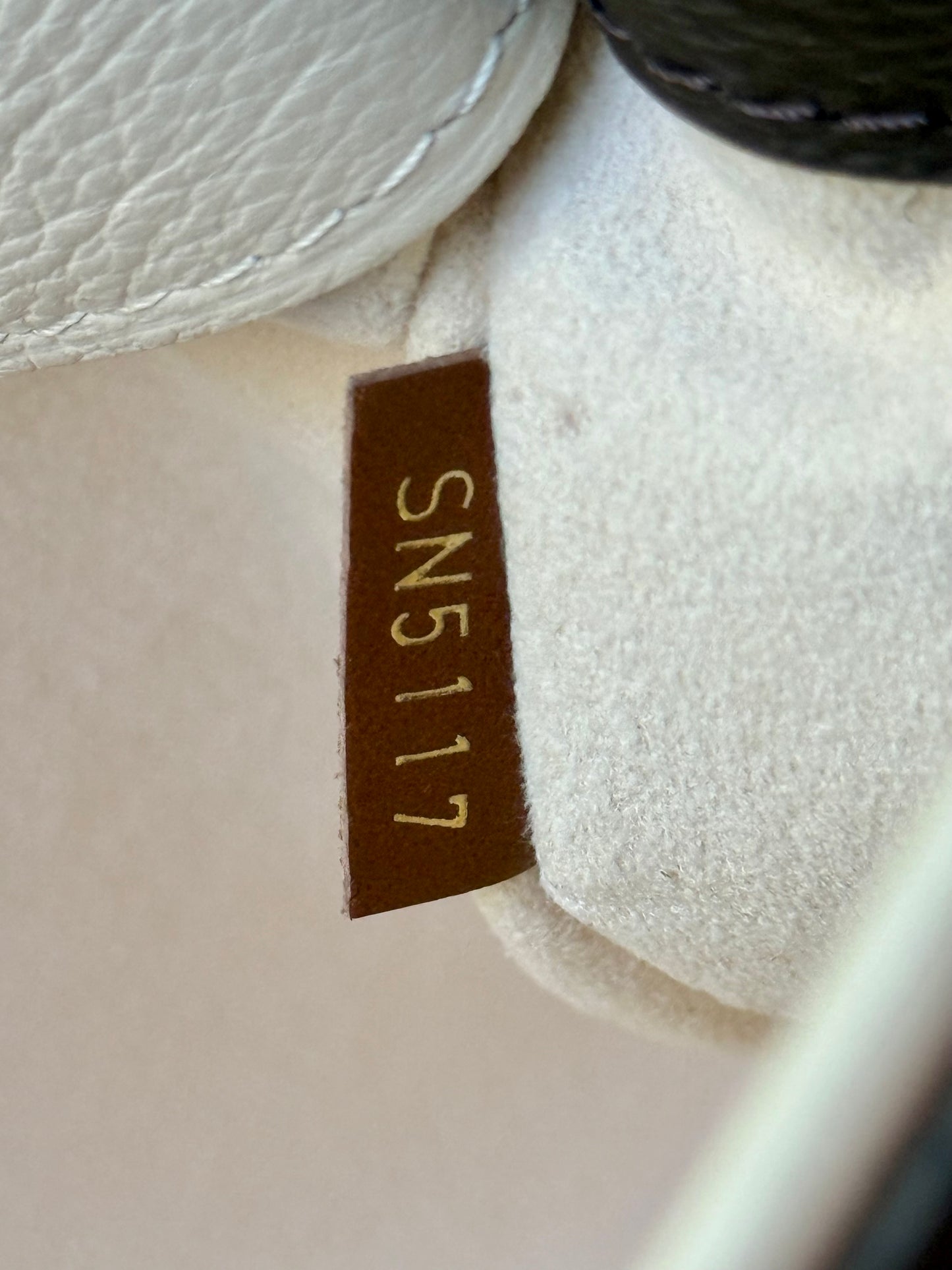 Louis Vuitton Pallas MM Cream Tote