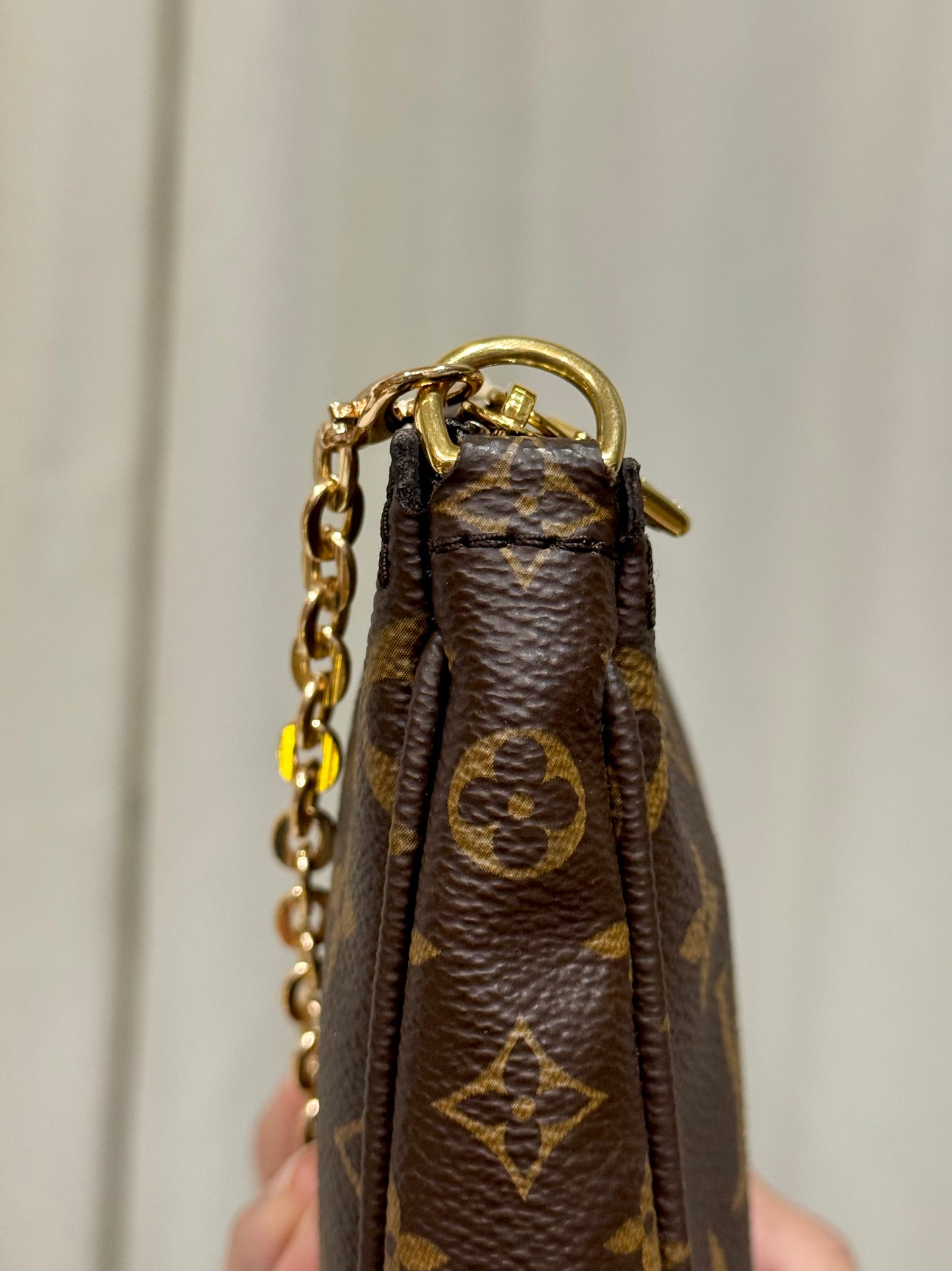 Louis Vuitton Multi Pochette Accessoires with Light Pink Strap
