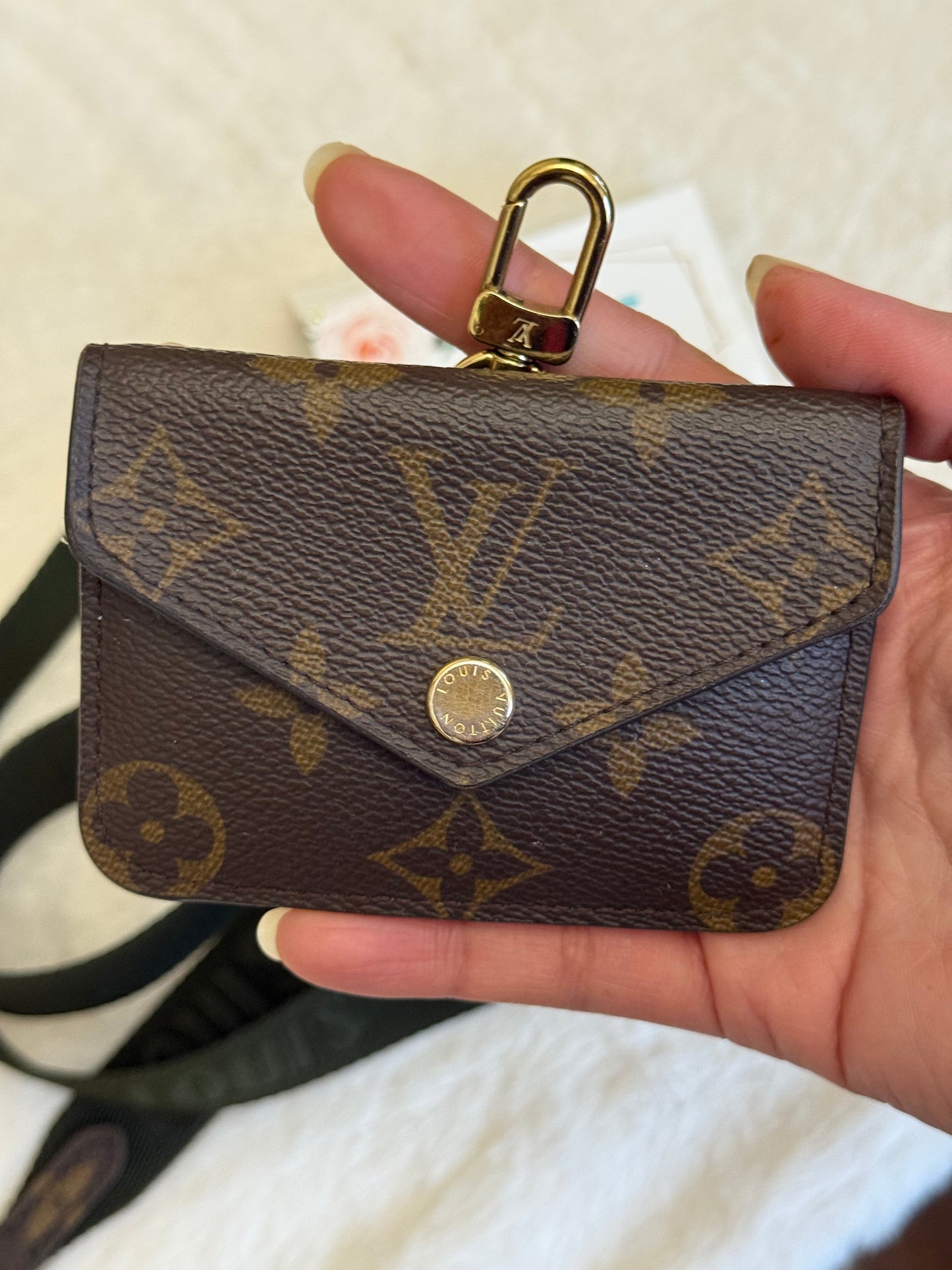 Louis Vuitton Card Pouch Mono