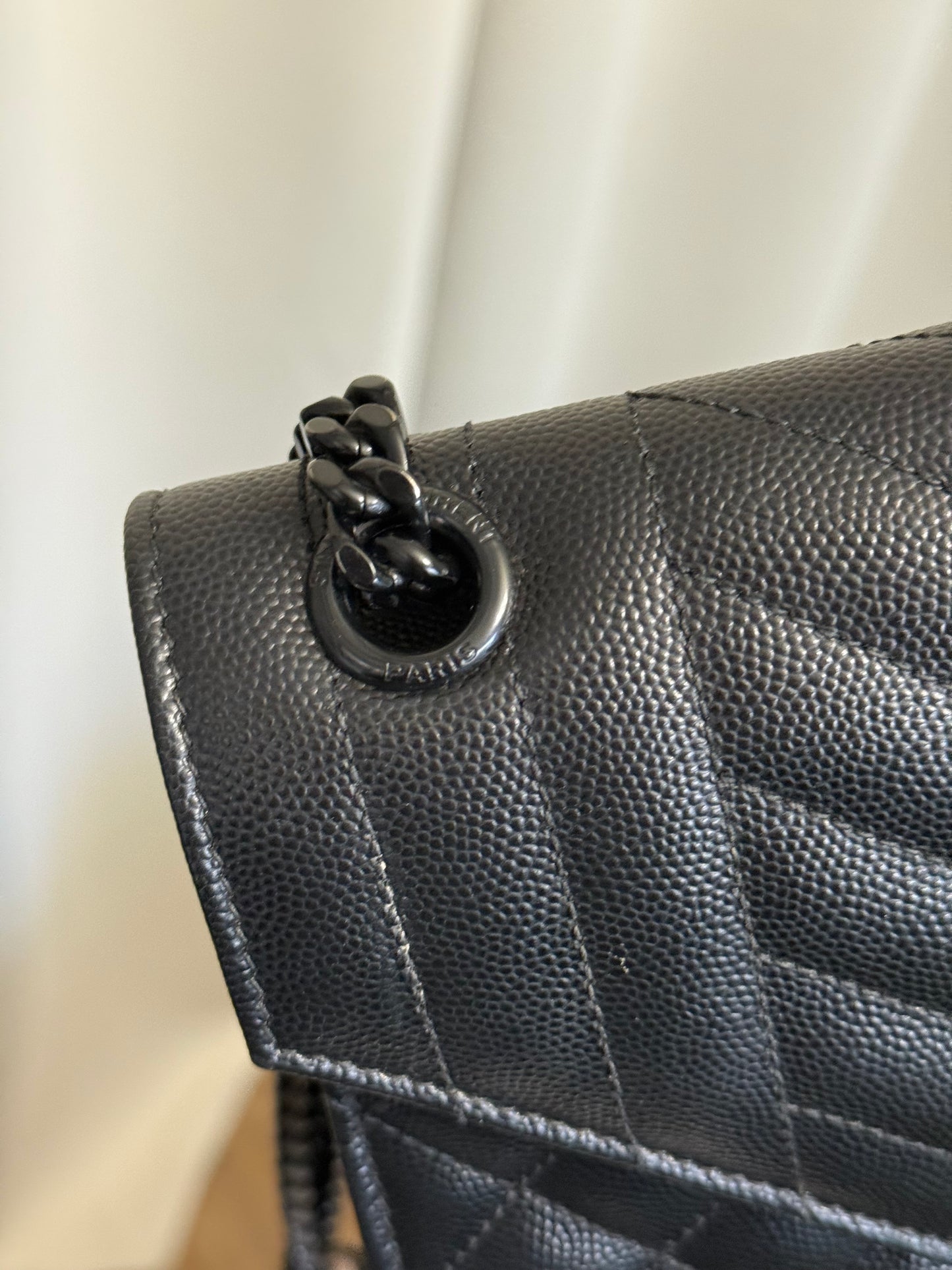 Yves Saint Laurent BLACK ENVELOPE MEDIUM IN QUILTED GRAIN DE POUDRE EMBOSSED LEATHER BLACK HW