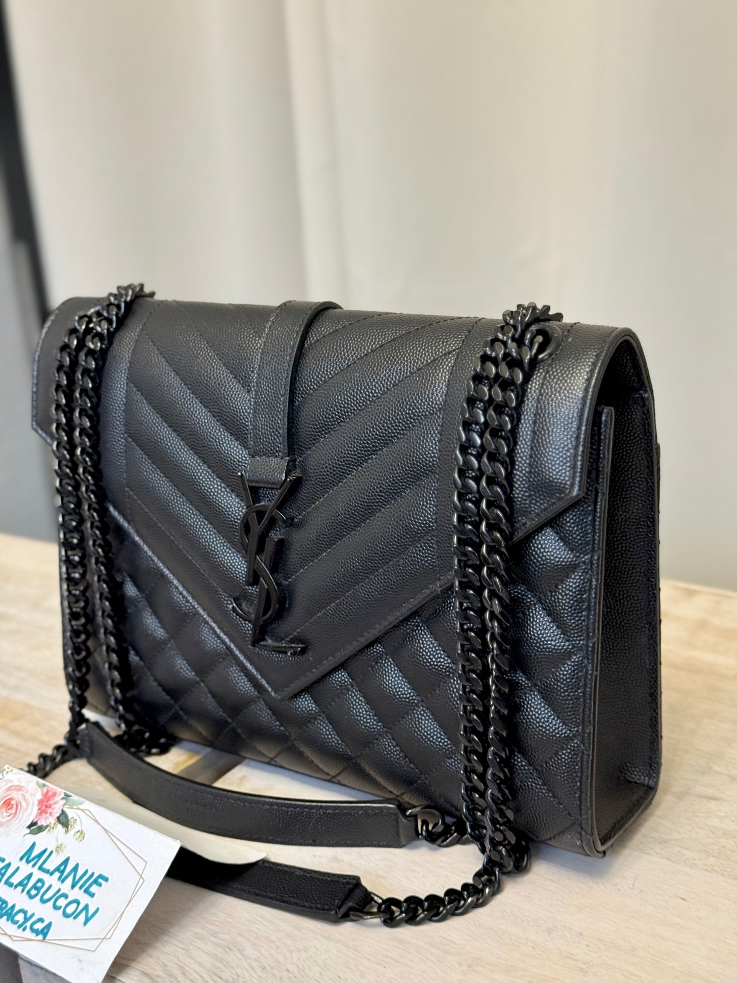 Yves Saint Laurent BLACK ENVELOPE MEDIUM IN QUILTED GRAIN DE POUDRE EMBOSSED LEATHER BLACK HW