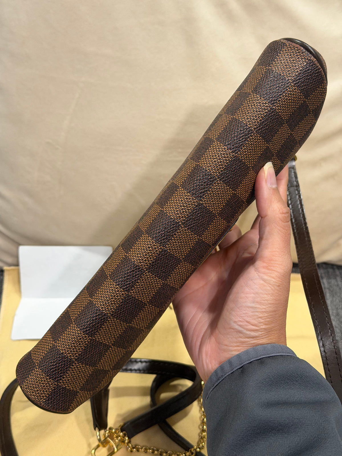 Louis Vuitton Eva Pochette Damier Ebene