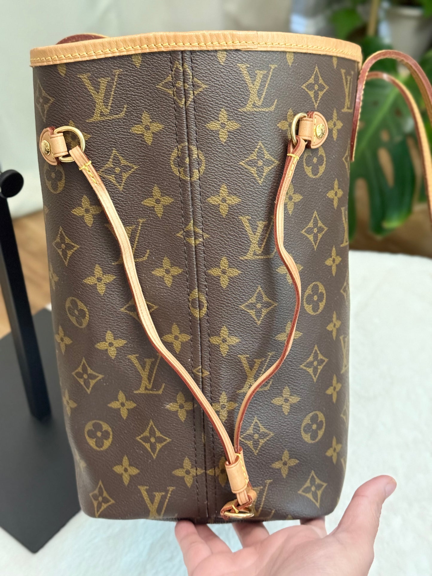 Louis Vuitton Neverfull MM Mono Bag and Pouch Set
