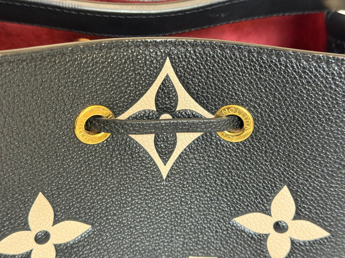 Louis Vuitton Neonoe MM Empreinte Bicolor Black/Beige