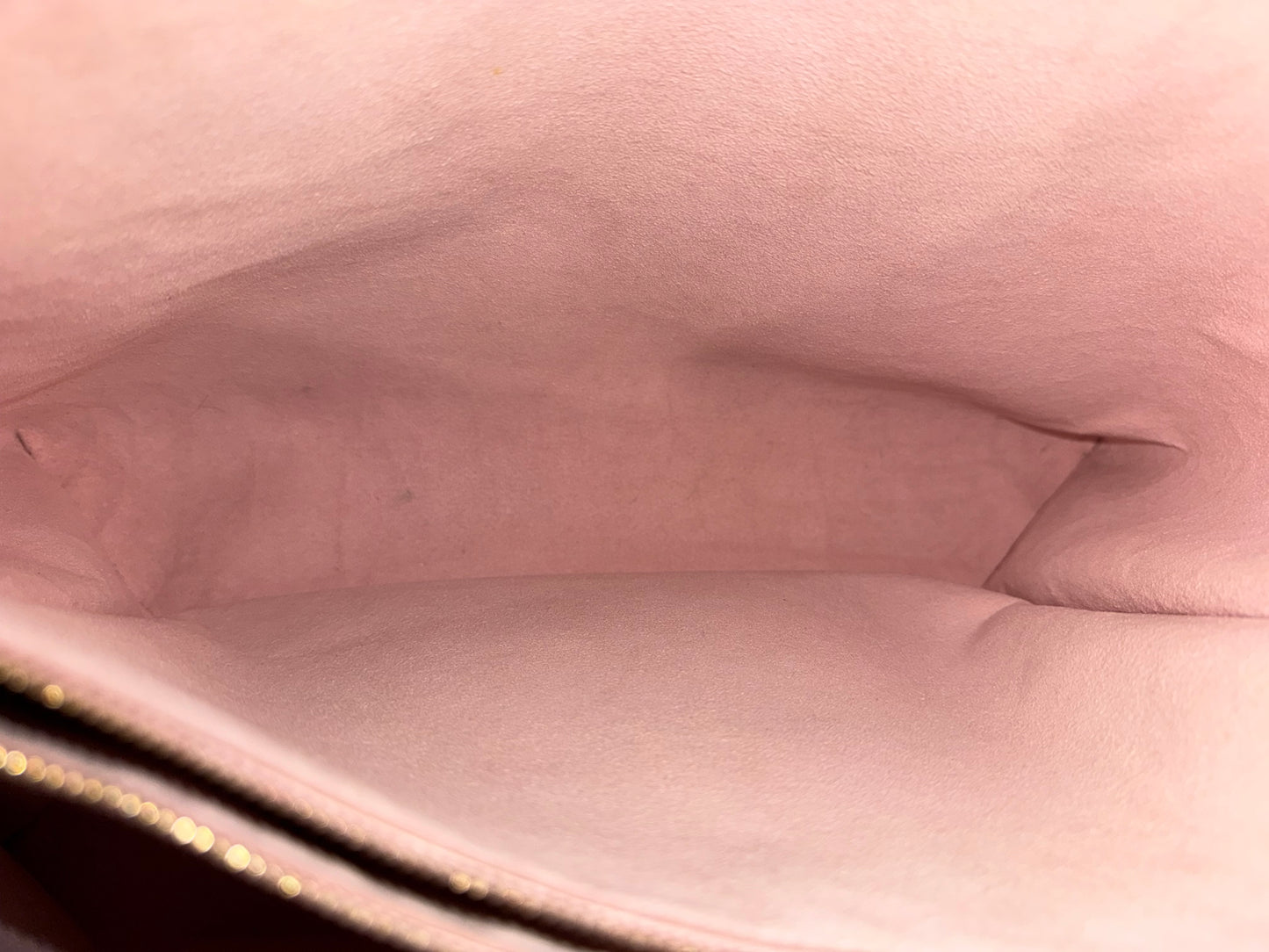 Louis Vuitton LockMe Shopper Greige