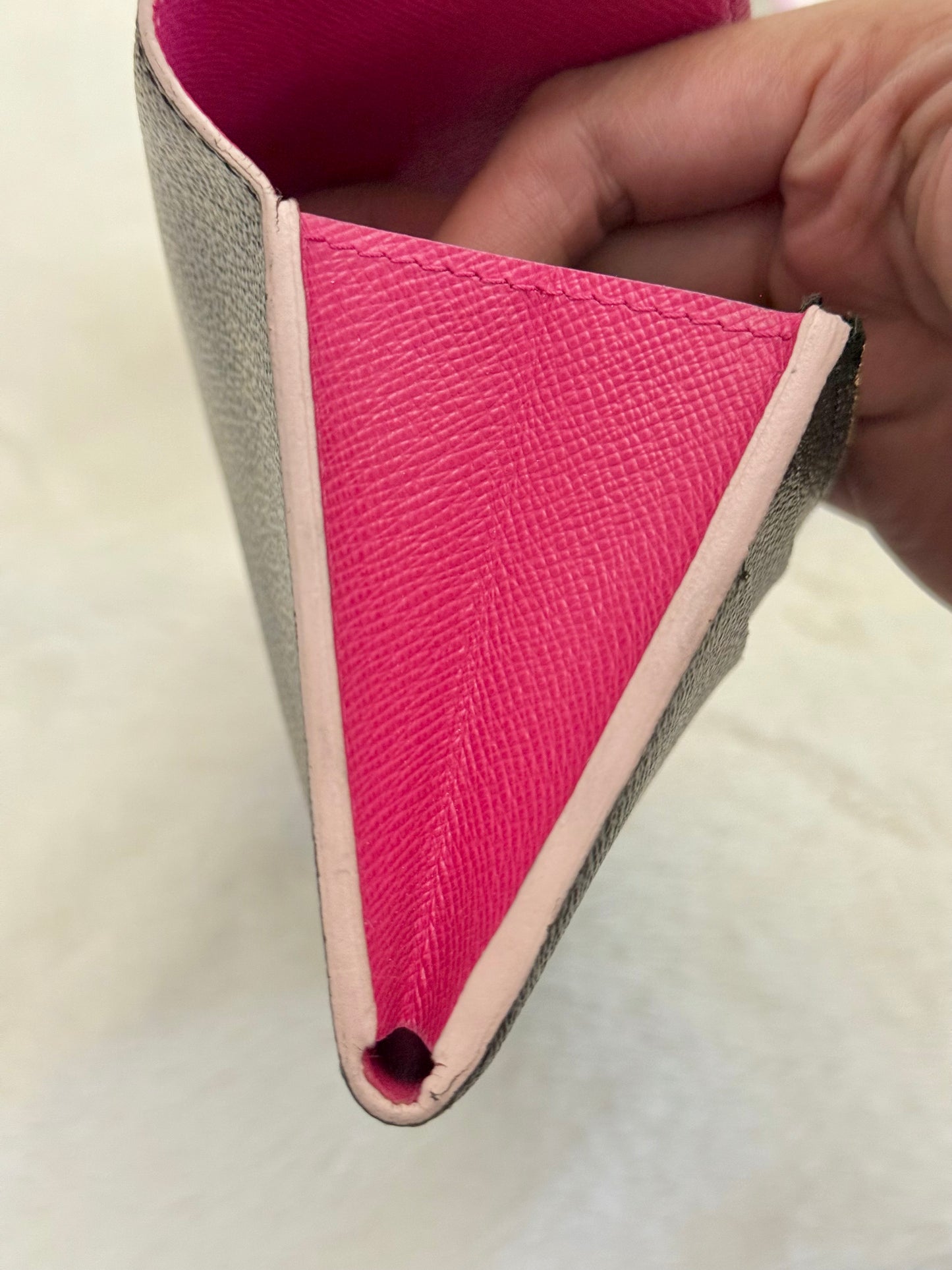 LIMITED EDITION Louis Vuitton Emilie Blooms Flower Wallet