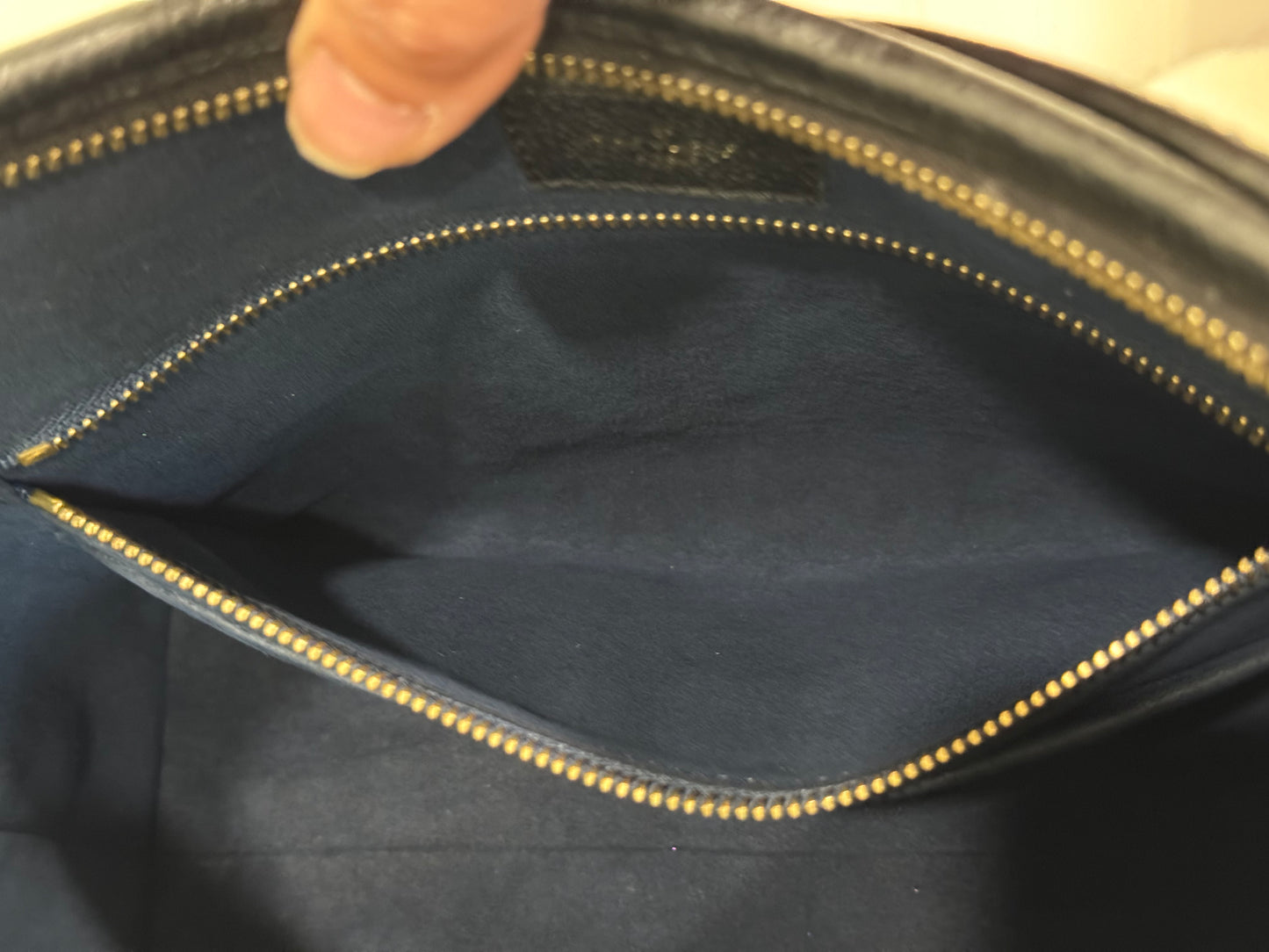 Louis Vuitton Carryall PM Giant Mono Empreinte Black/Noir