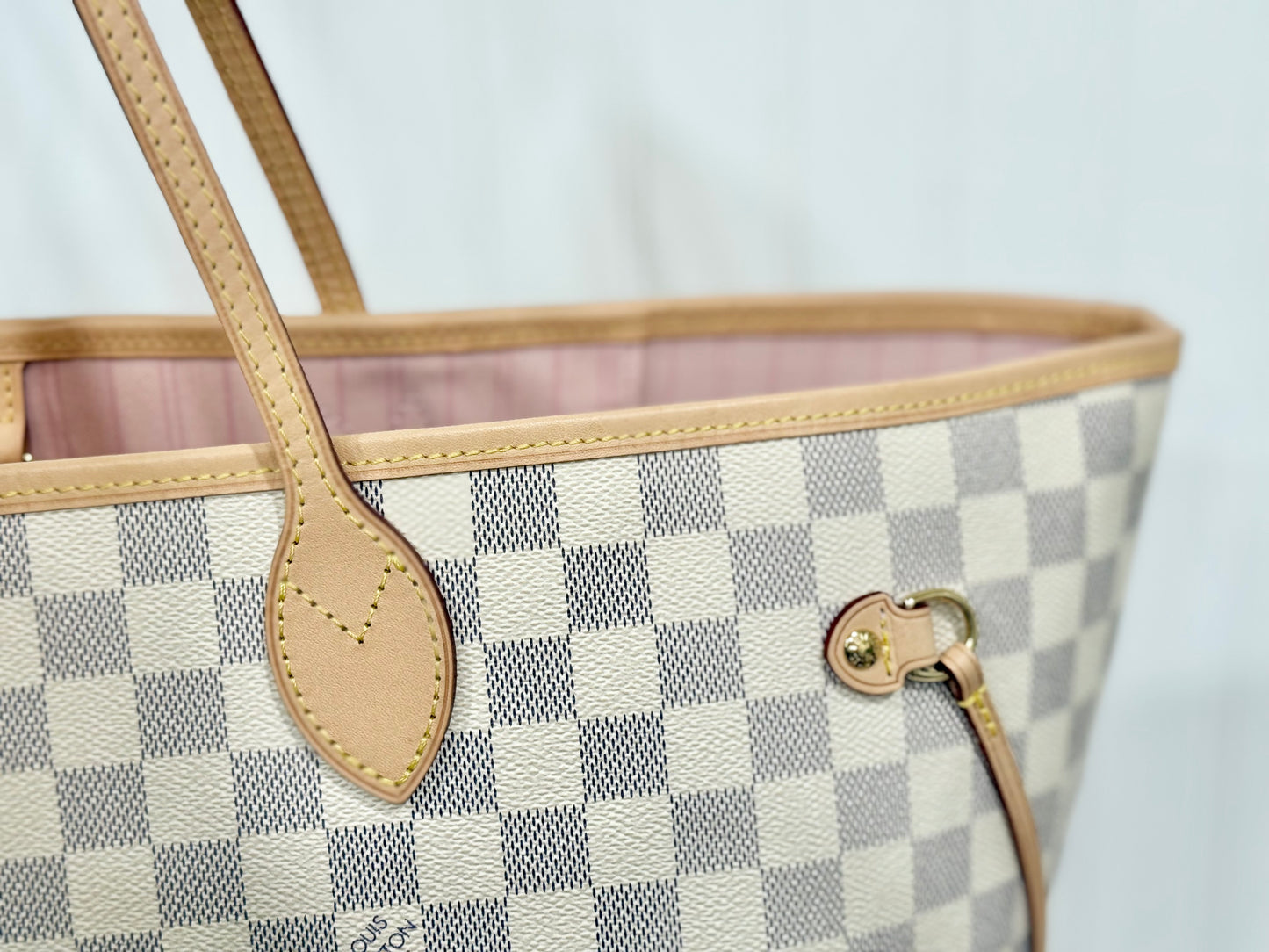 Louis Vuitton Neverfull GM in Damier Azur Rose Ballerine