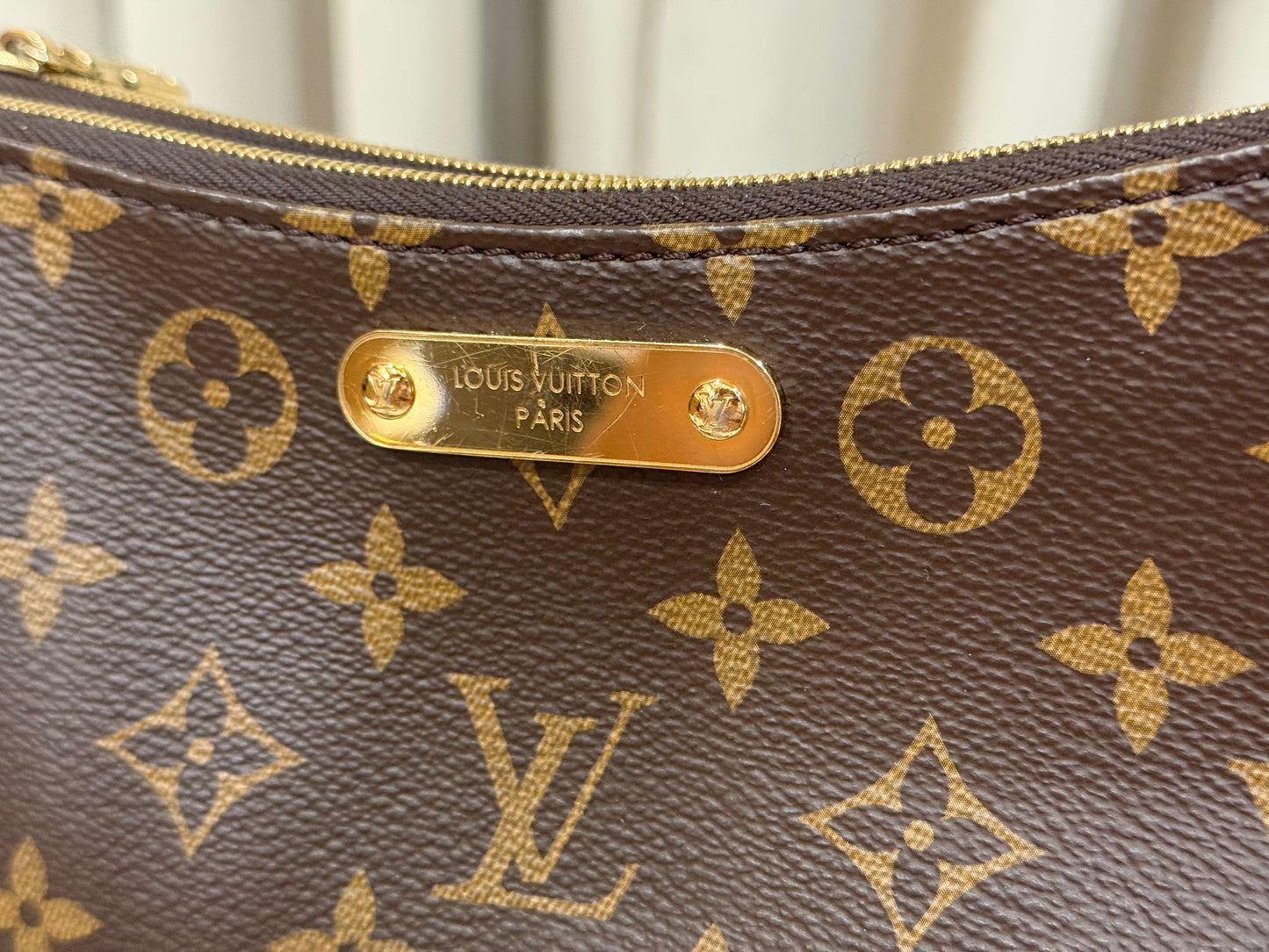 Louis Vuitton Pochette Liv Mono