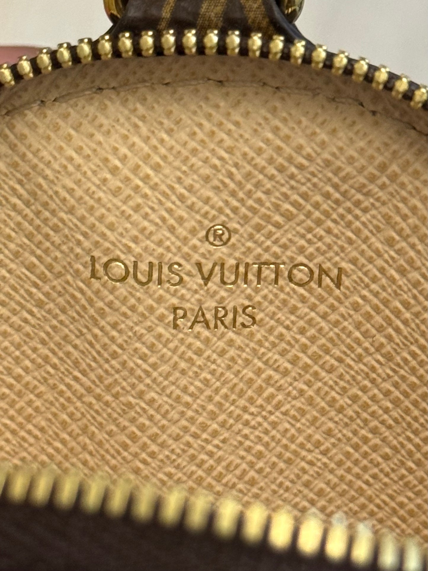 Louis Vuitton Round Coin Pouch from MPA
